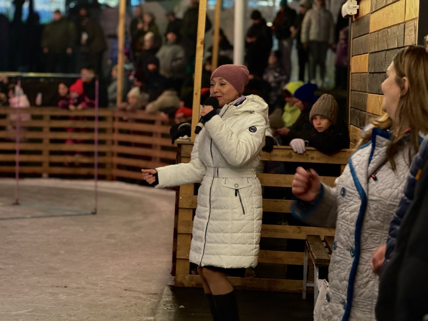 зима в подмосковье, ледовое шоу, фигуристы , ленинский городской округ, открытие катка,