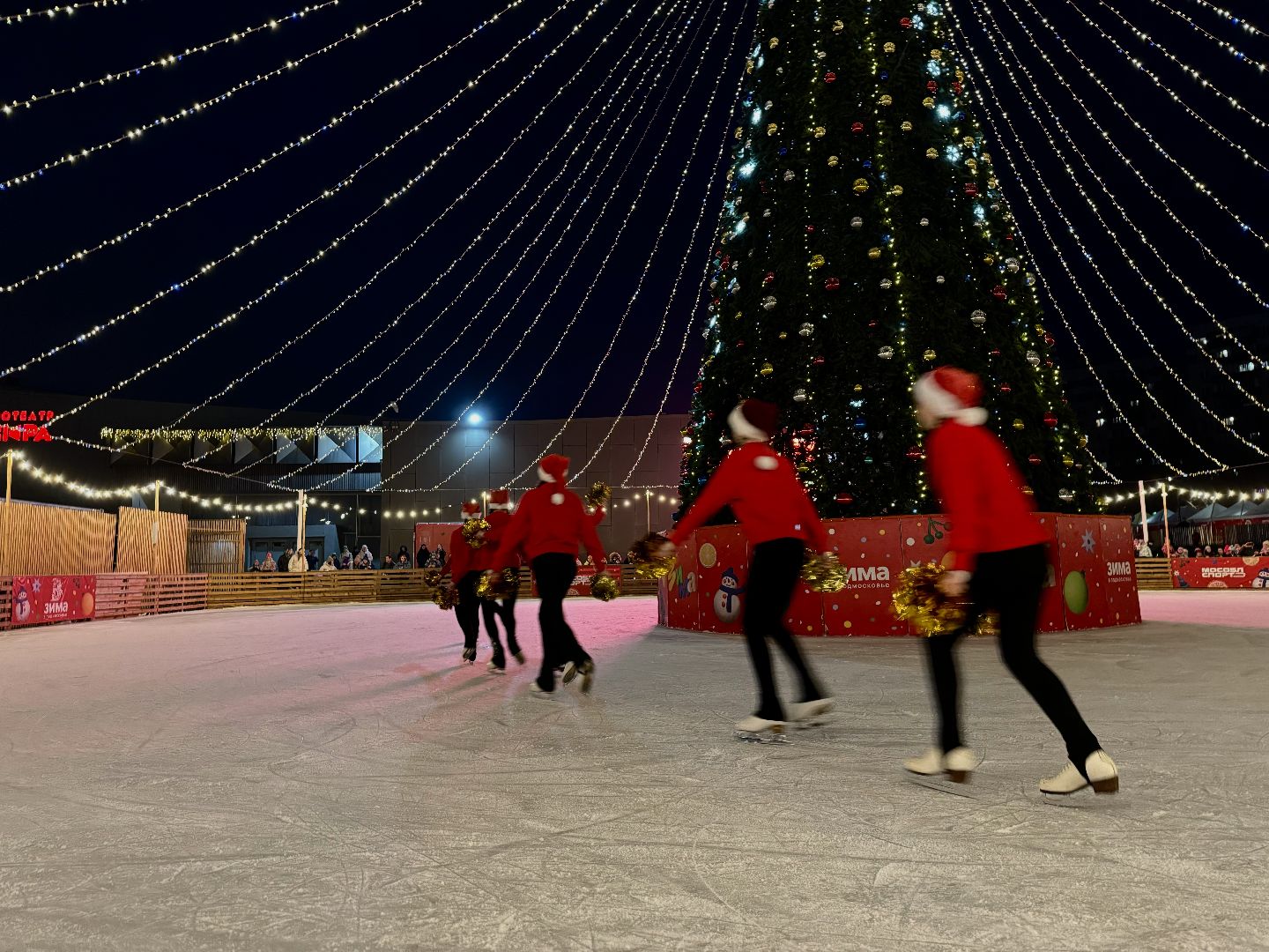 зима в подмосковье, ледовое шоу, фигуристы , ленинский городской округ, открытие катка,