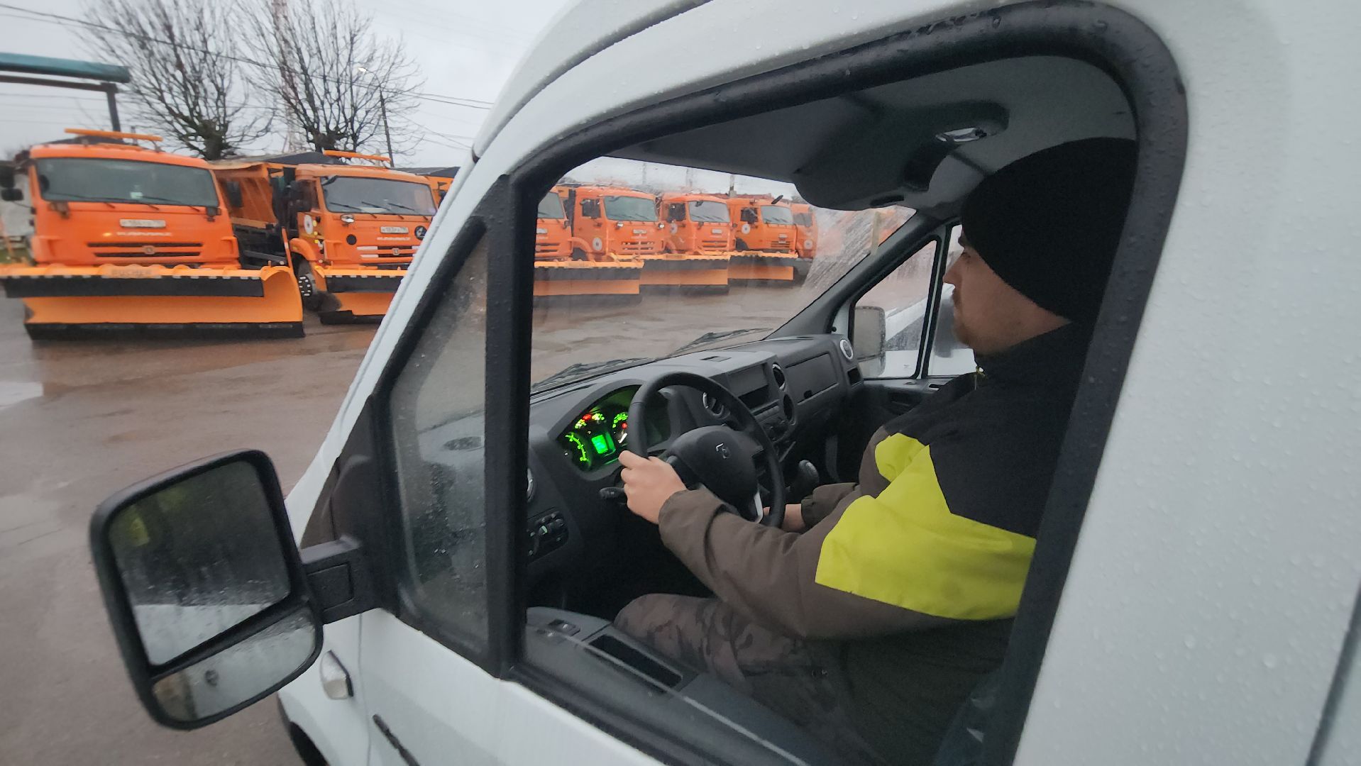 серпухов, комбинат благоустройства, новая коммунальная техника,