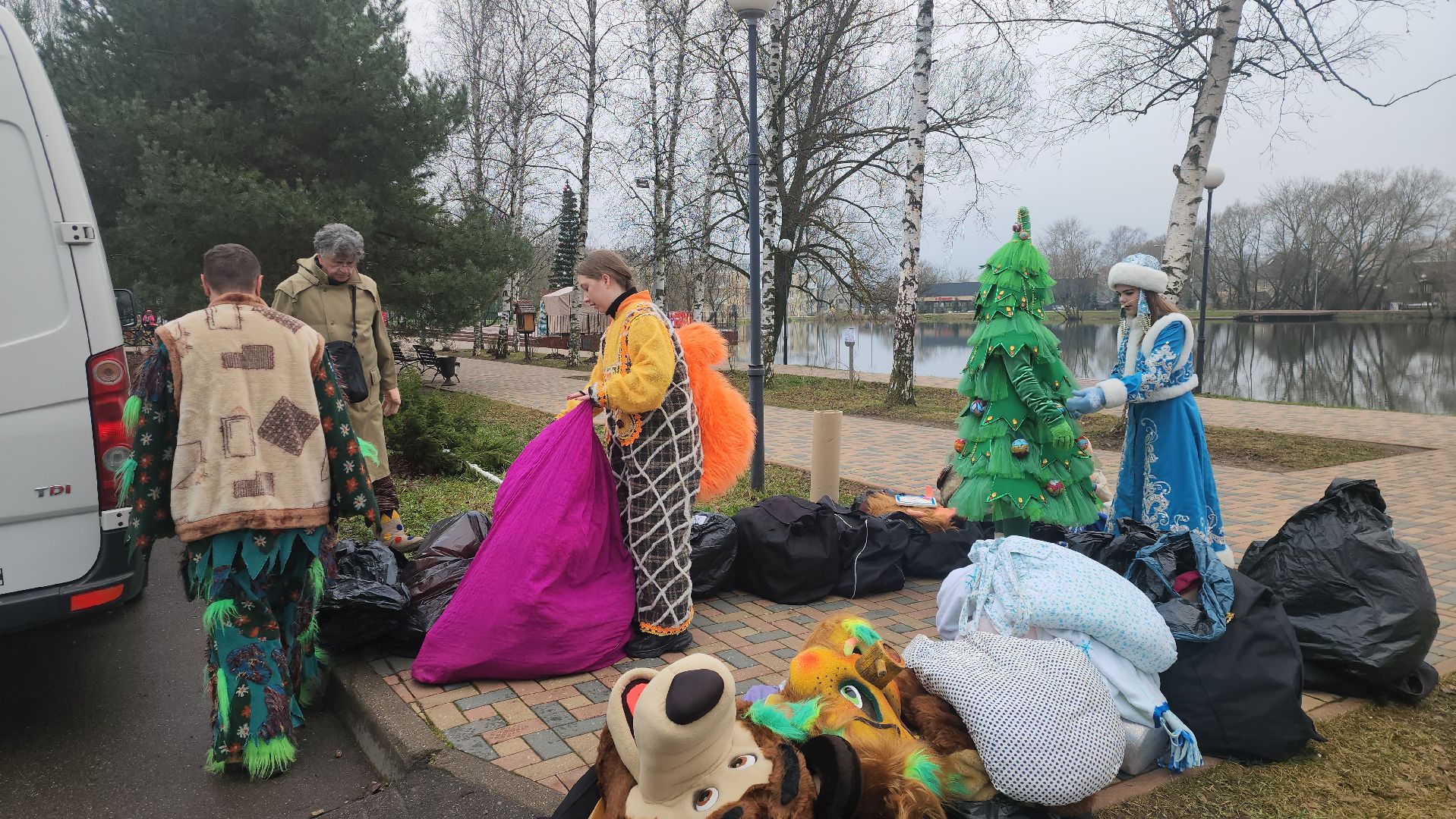 зима в подмосковье, красногорск медицина, зажжение елки,