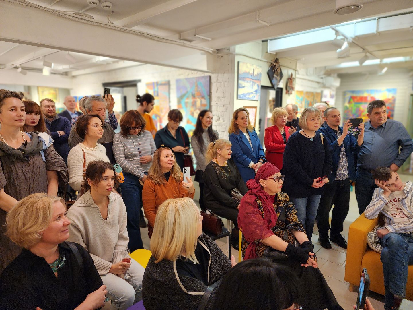 королёв, арт-галерея феодор, династия хужодников в королеве ,