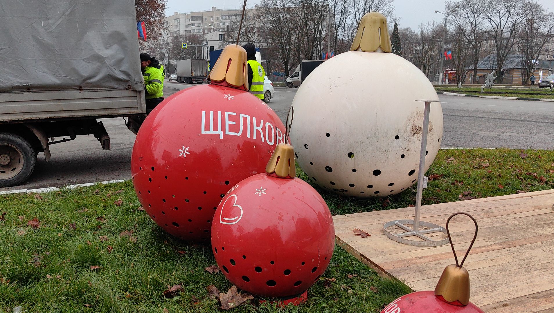 праздник, зимний сезон, парк, елка, дед мороз,
