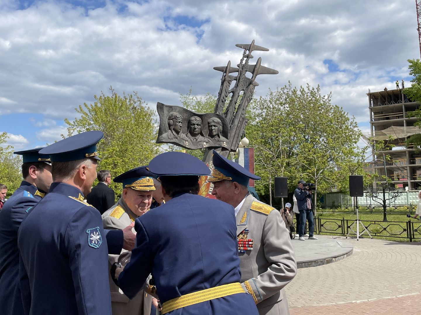 Три Ивана, праздник, 9 мая, цветы