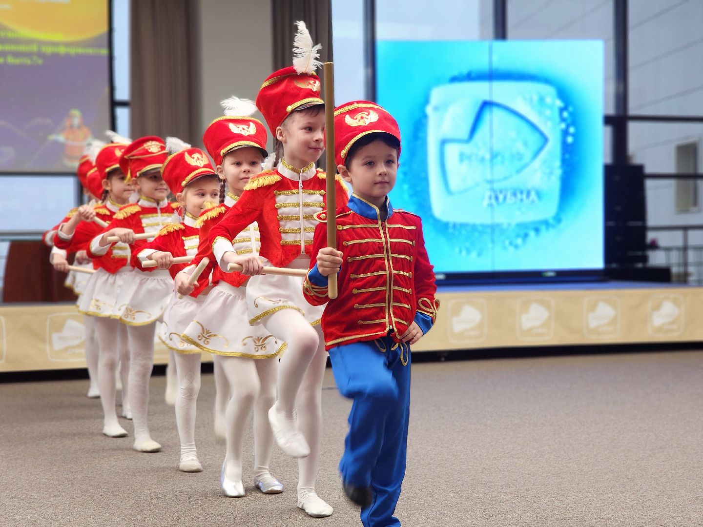 дубна, чемпионат дошкольников, профориентация, праздник, мажоретки,оэз дубна,