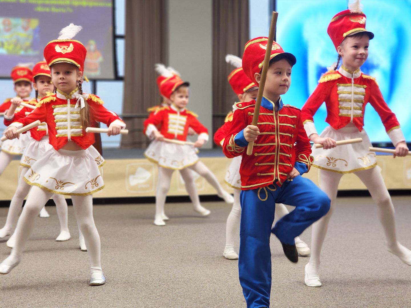 дубна, чемпионат дошкольников, профориентация, праздник, мажоретки,оэз дубна,