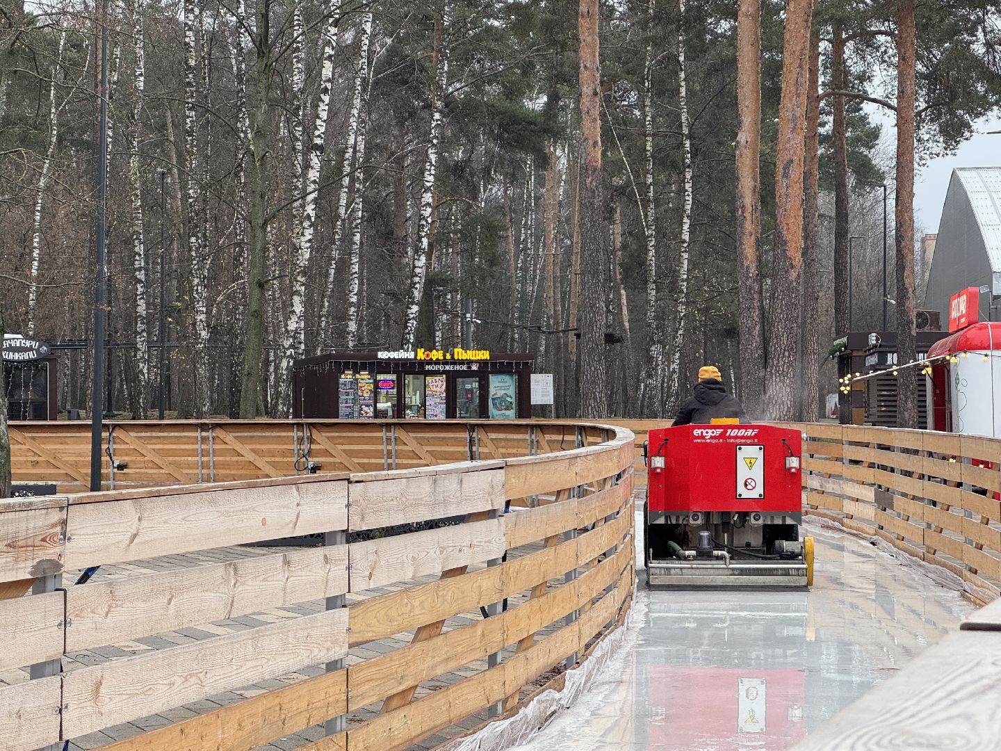 Балашиха готовится к новогодним праздникам 2025, балашиха парк пехорка,