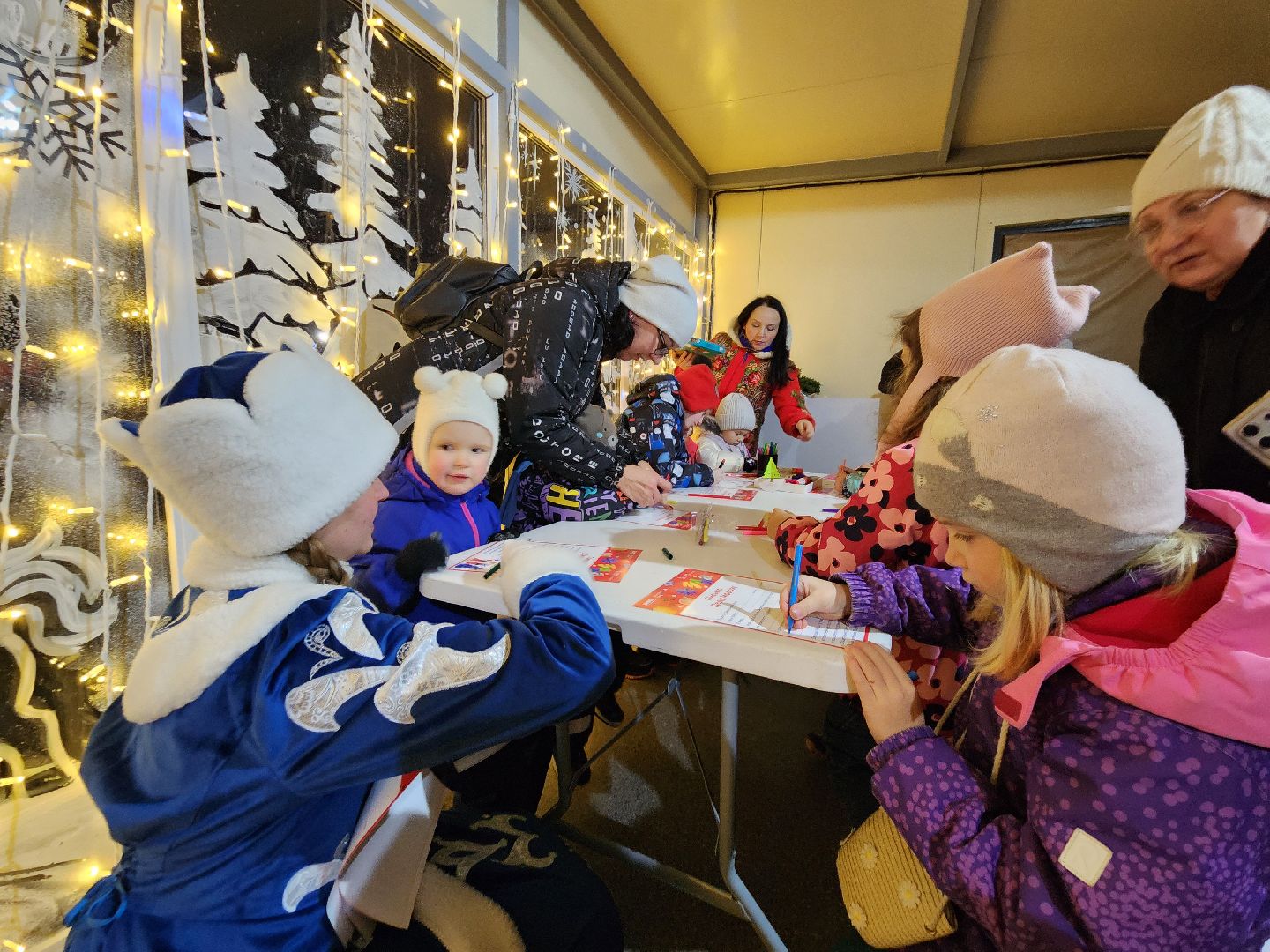 чехов, городской парк, открытие зимнего сезона, проект губернатора московской области, зима в подмосковье, праздничная программа, концерт, театрализованное представление, песни и танцы, народные игры и забавы, мастер-классы, зажжение огней на елке, открытие резиденции деда мороза, почта деда мороза,анимация, конкурсы, письма деду морозу,программа зимний калейдоскоп,катание на лошадях ,