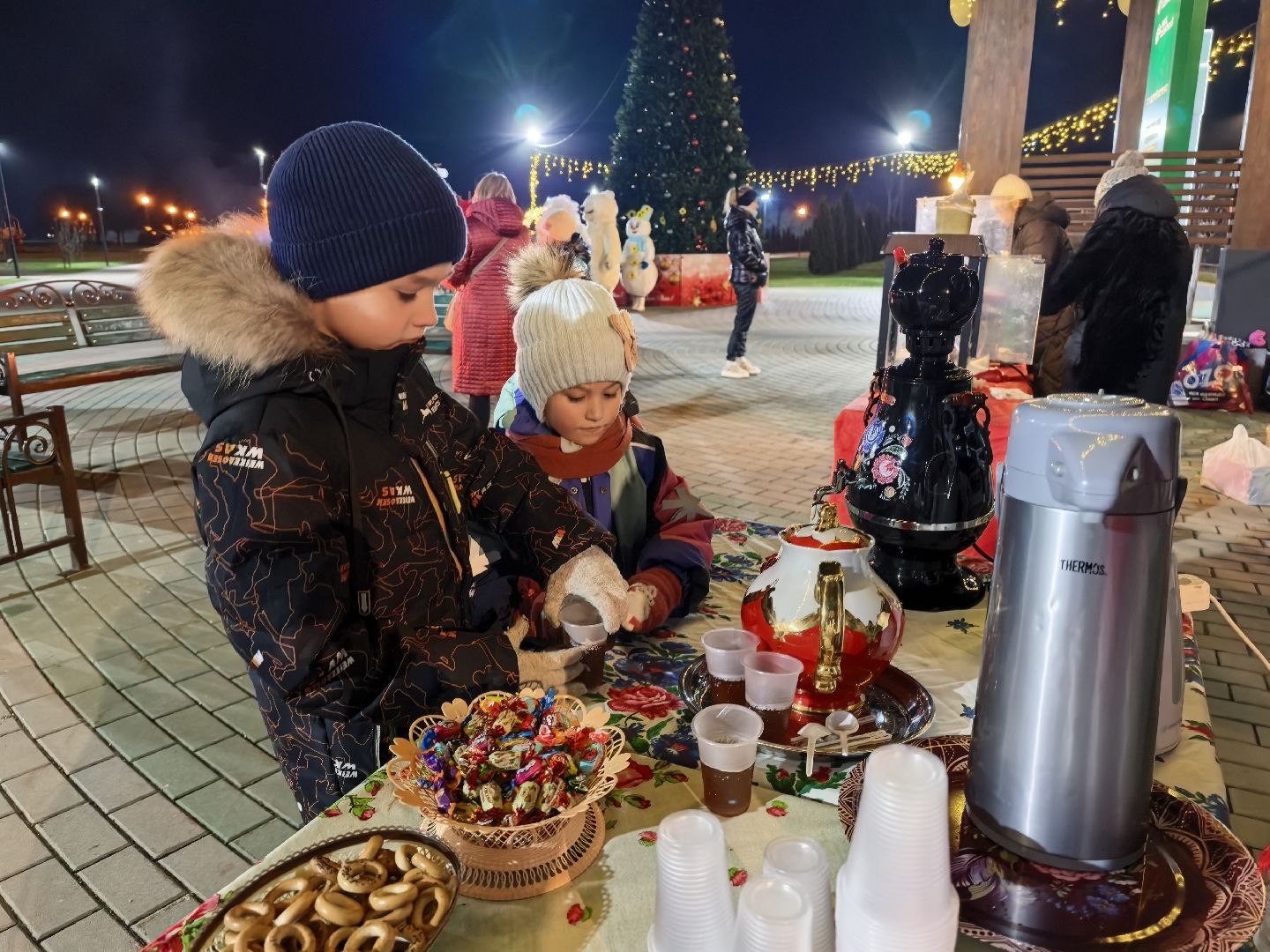 серебряные пруды, новый 2026 год, парк серебряный, открытие зимнего сезона, зима в подмомсковье,