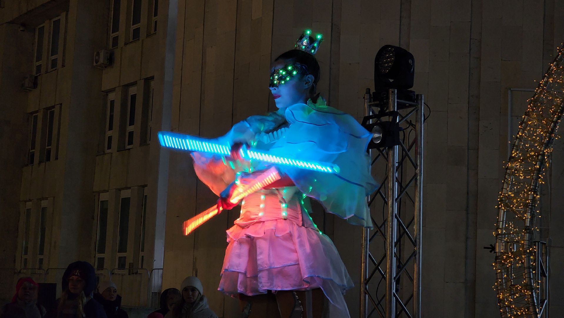 Руза, зажжение огней на елке, первый день зимы,