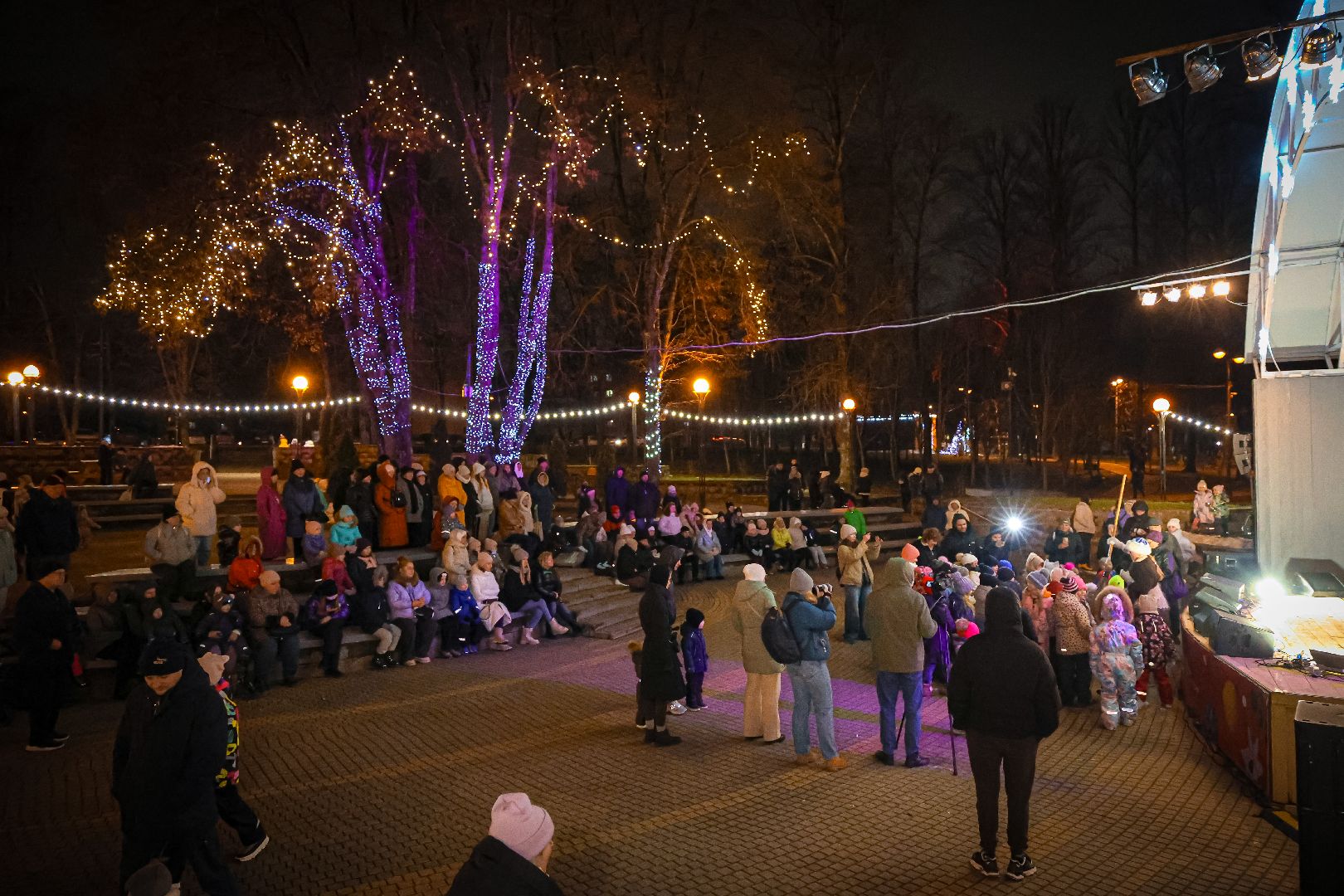 клин, общество, зима в  подмосковье, культура, спектакли,