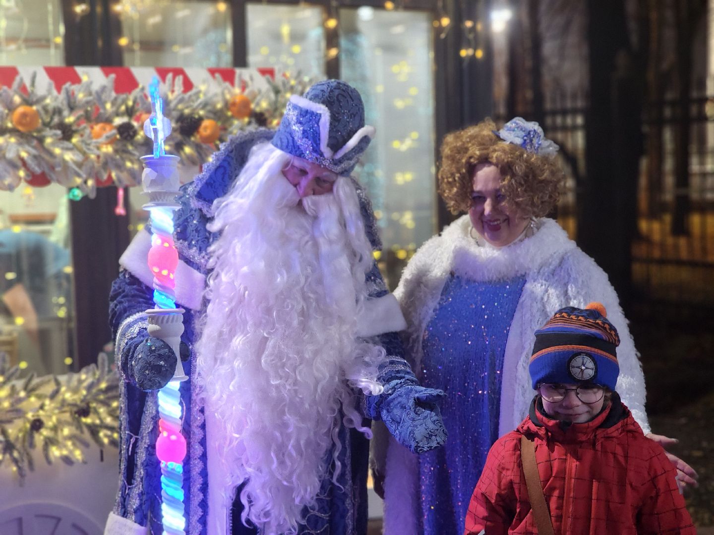 королёв, зима в подмомсковье, елочка зажгись,  цдк имени калинина, каток космолед,