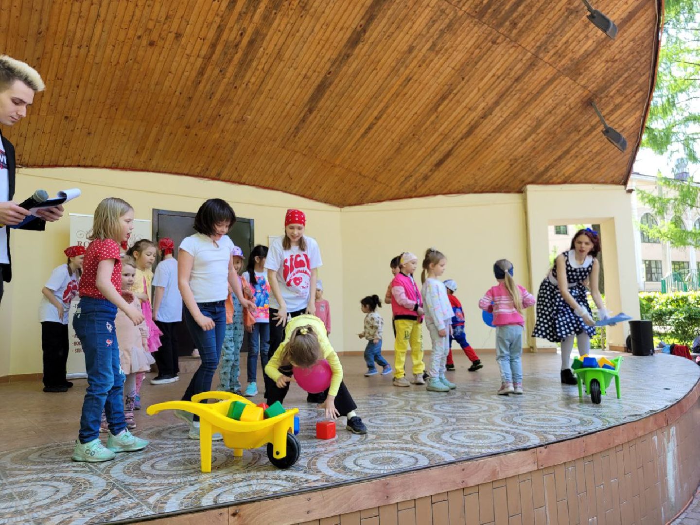 культура; танцы; люди; видное; парки подмосковья