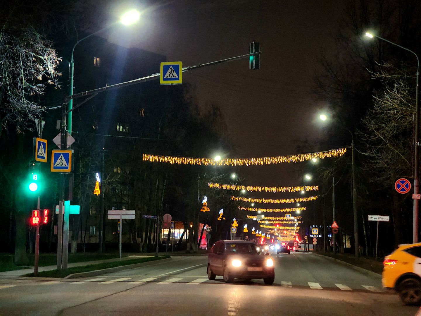 новый год, украшения города, елки, гирлянды, общественные пространства,