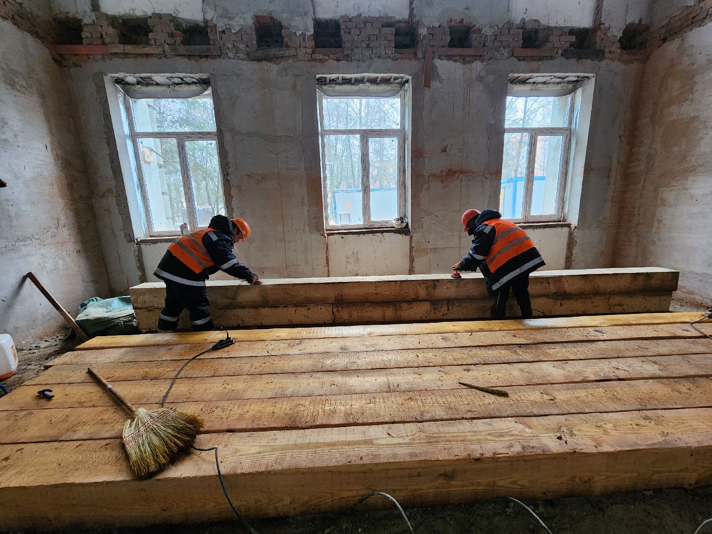 чехов, улица чехова 27, центр детского творчества, капитальный  ремонт, замена кровли, капремонт крыши, реконструкция, металлочерепица, инженерные сети, перекрытия, благоустройство территории, госпрограмма московской области,