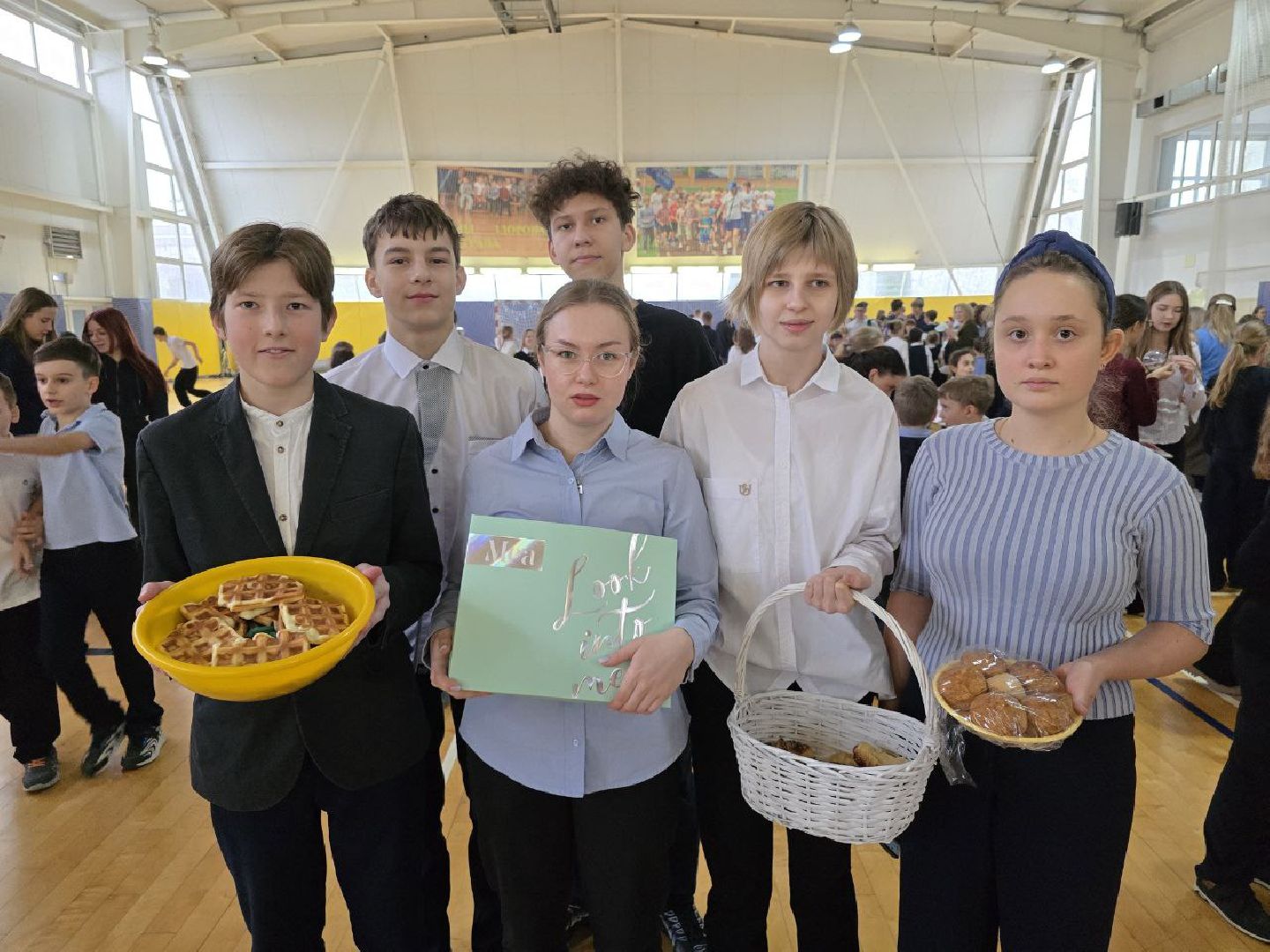 можайск, можайский муниципальный округ, подмосковье, щедрый вторник, благотворительная акци, ярмарка, спецоперация, благотворительность , неделя добра, военнослужащие,