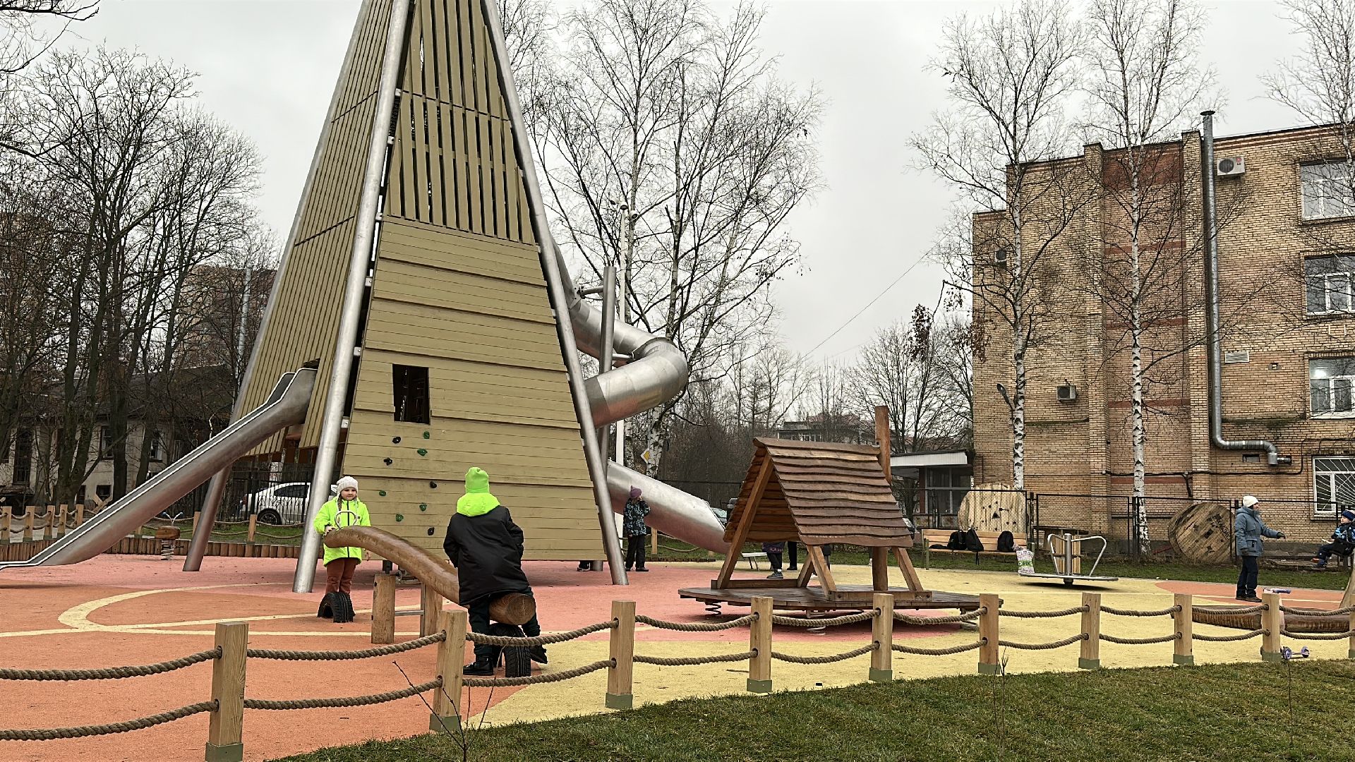 благоуйстройство, травинское озеро, травинская набережная, пушкинский городской округ, пушкино, мнение жителей,