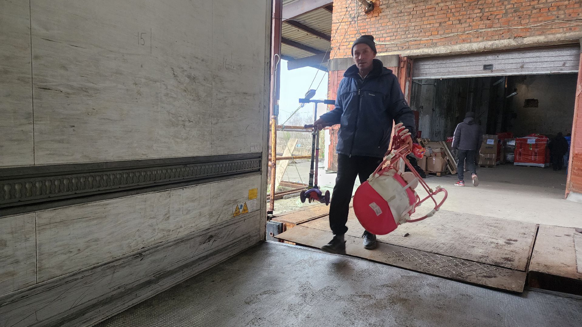 кашира, благие дела, гуманитарная помощь, детские вещи, херсонская область,