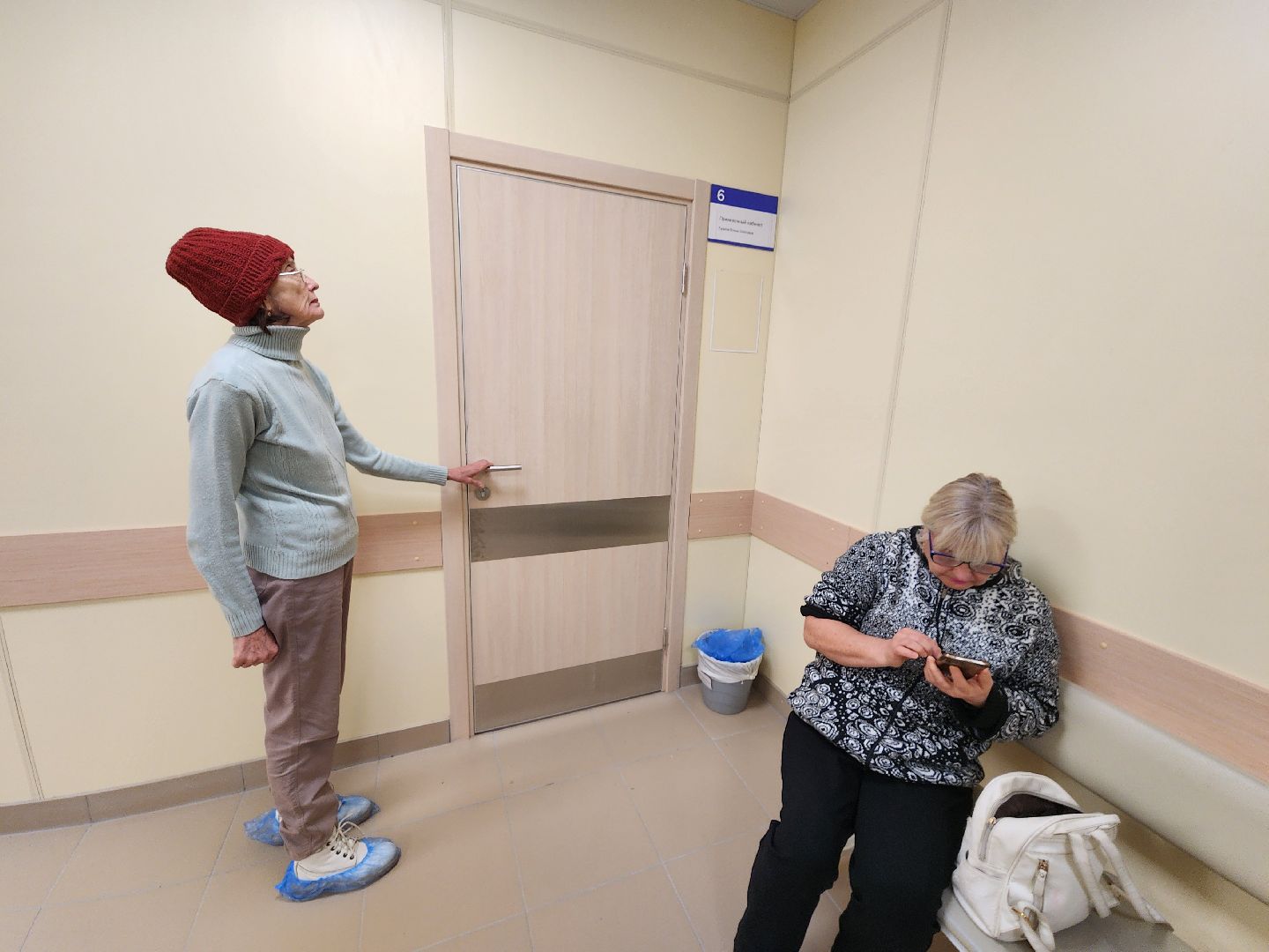 чехов, взрослая поликлиника, вакцинация от гриппа, прививки от пневмонии,  завершение прививочной кампании, российская вакцина, флю-м, превенар, совигрипп, чеховская больница,прививочный кабинет, график работы, условия приема,