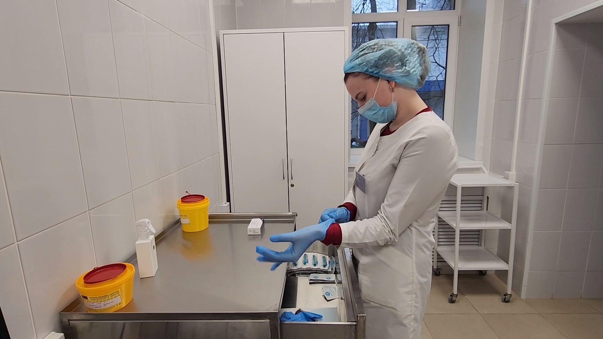 чехов, взрослая поликлиника, вакцинация от гриппа, прививки от пневмонии,  завершение прививочной кампании, российская вакцина, флю-м, превенар, совигрипп, чеховская больница,прививочный кабинет, график работы, условия приема,