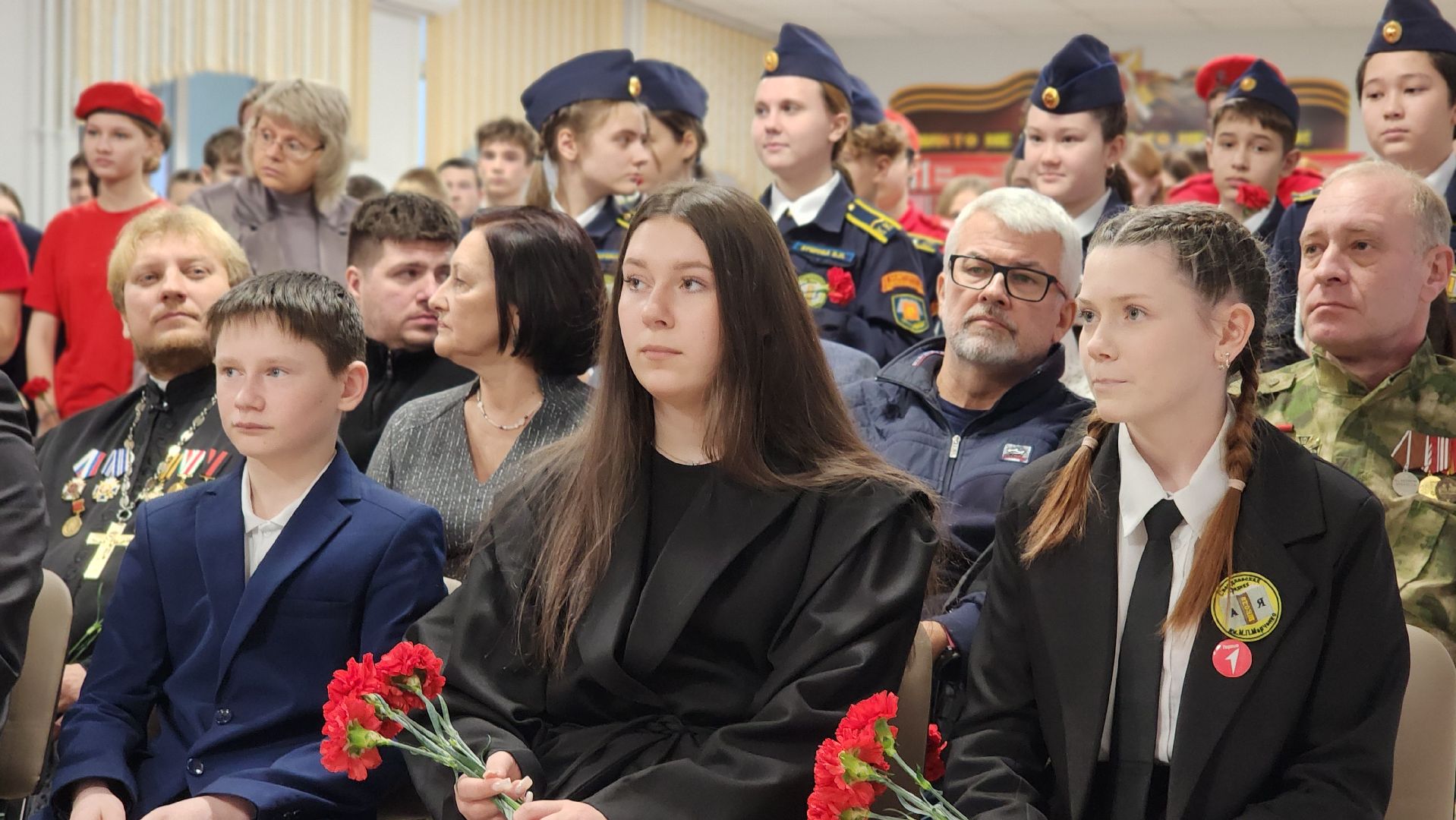 образование, парта героя , участник спецоперации, лосино-петровский,