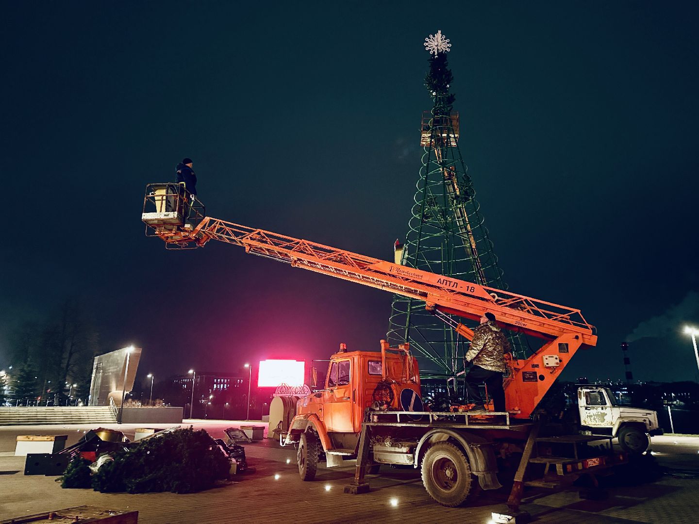 раменское, главная елка, новогодняя ель, новый 2026 год,