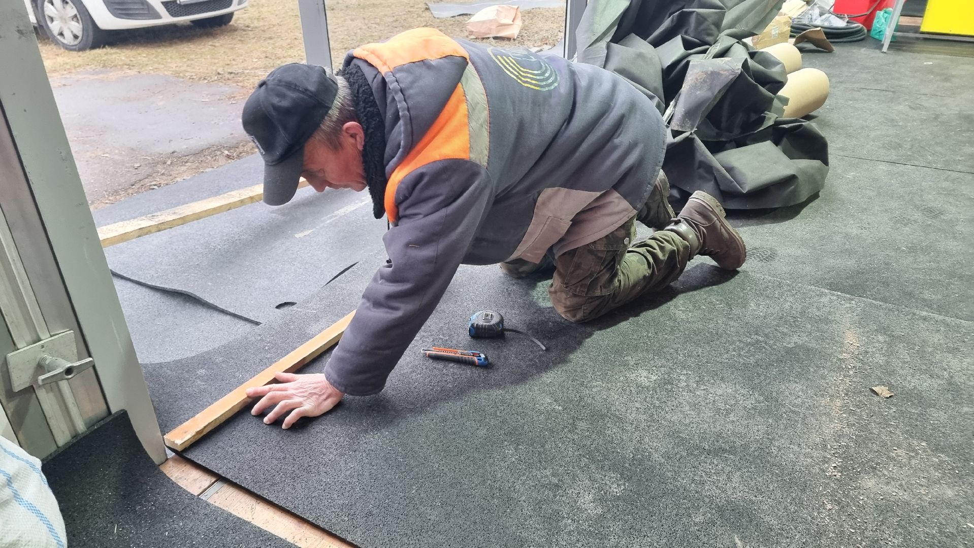 каток, зима в подмосковье,