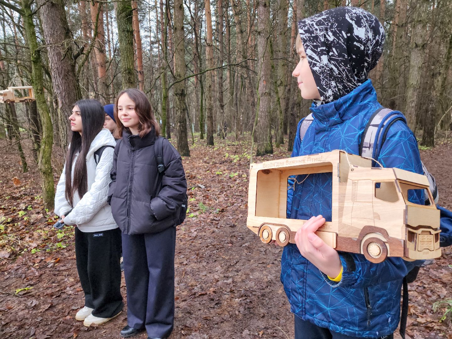 Подольск, лес, кормушки для птиц, школьное лесничество, подольское лесничество,