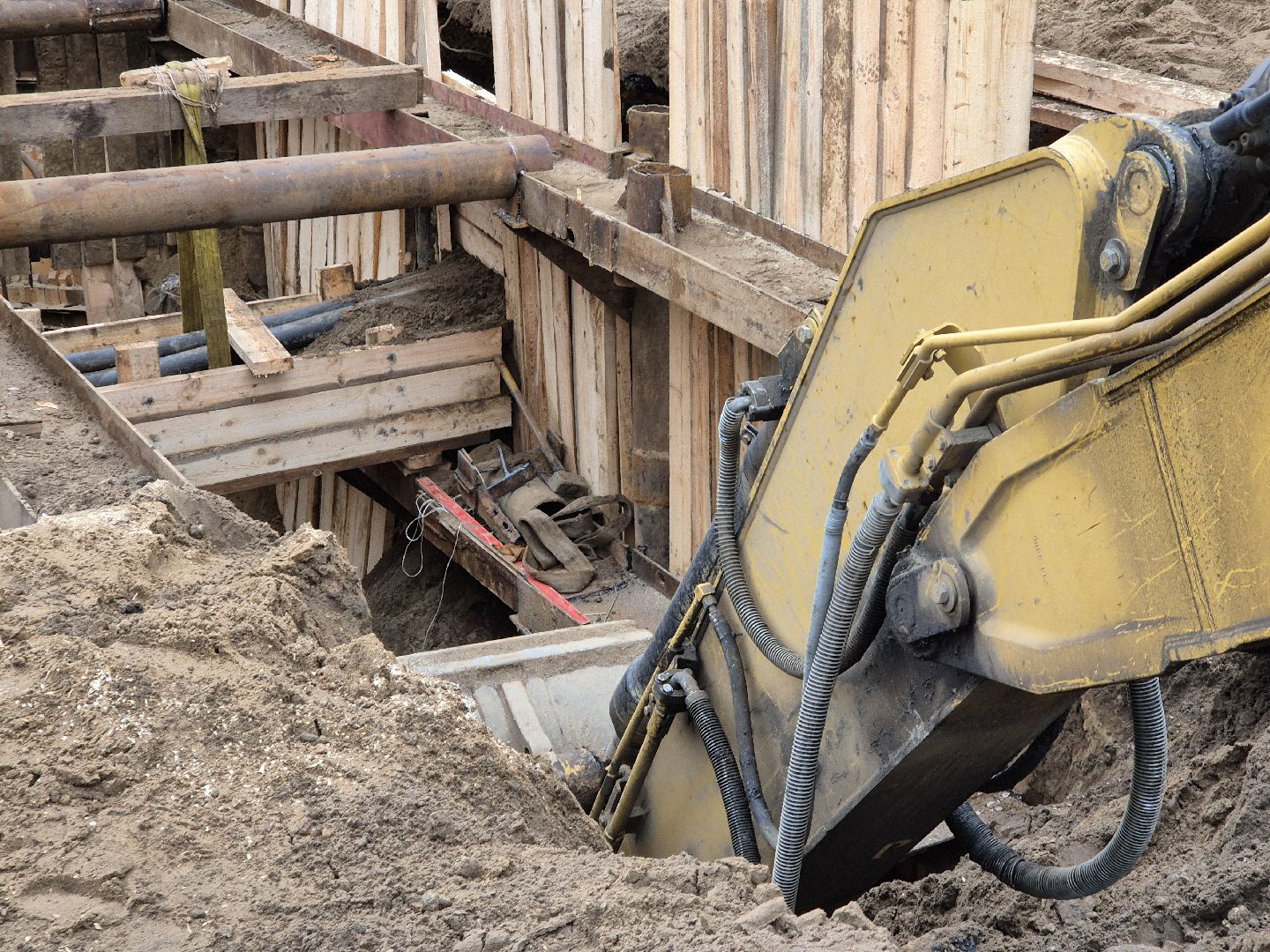 ремонт канализационного трубопровода, орехово-зуево, благоуйстройство,