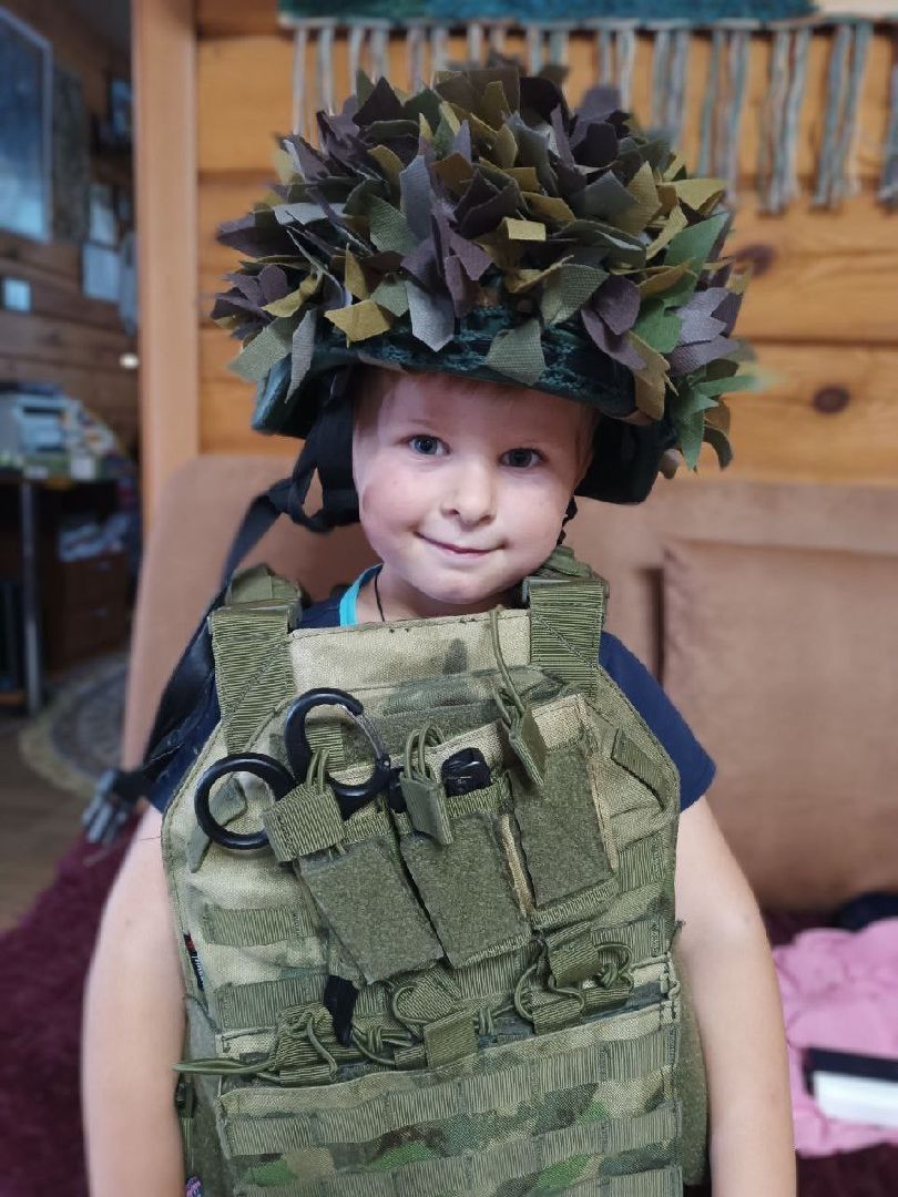 пушкинский городской округ,группа мир, волонтерская деятельность, доброволец, помощь в зону сво, эвакуационные тележки, день волонтера,