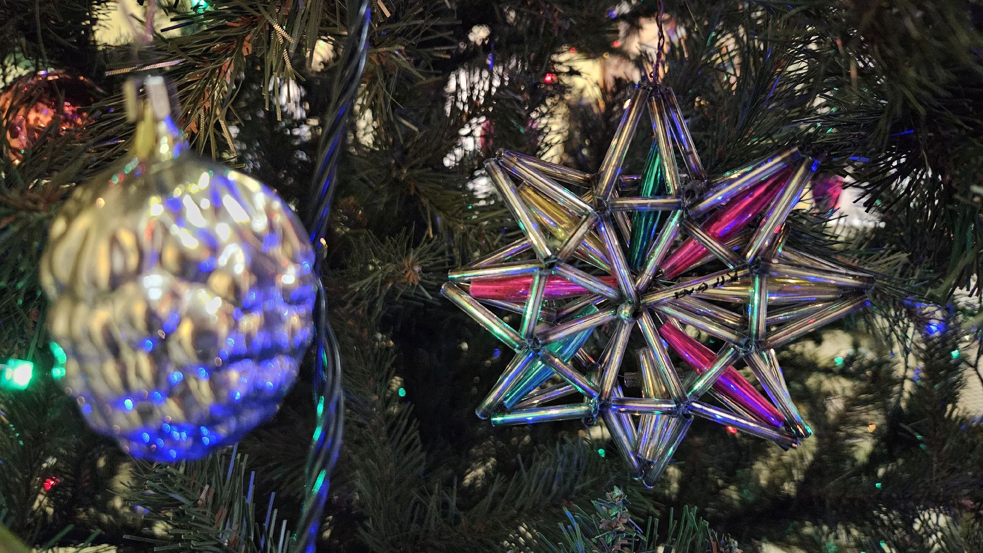 долгопрудный, долгопрудненский историко-художественный музей, елочная игрушка, новогодняя елка, история игрушки, советская игрушка,