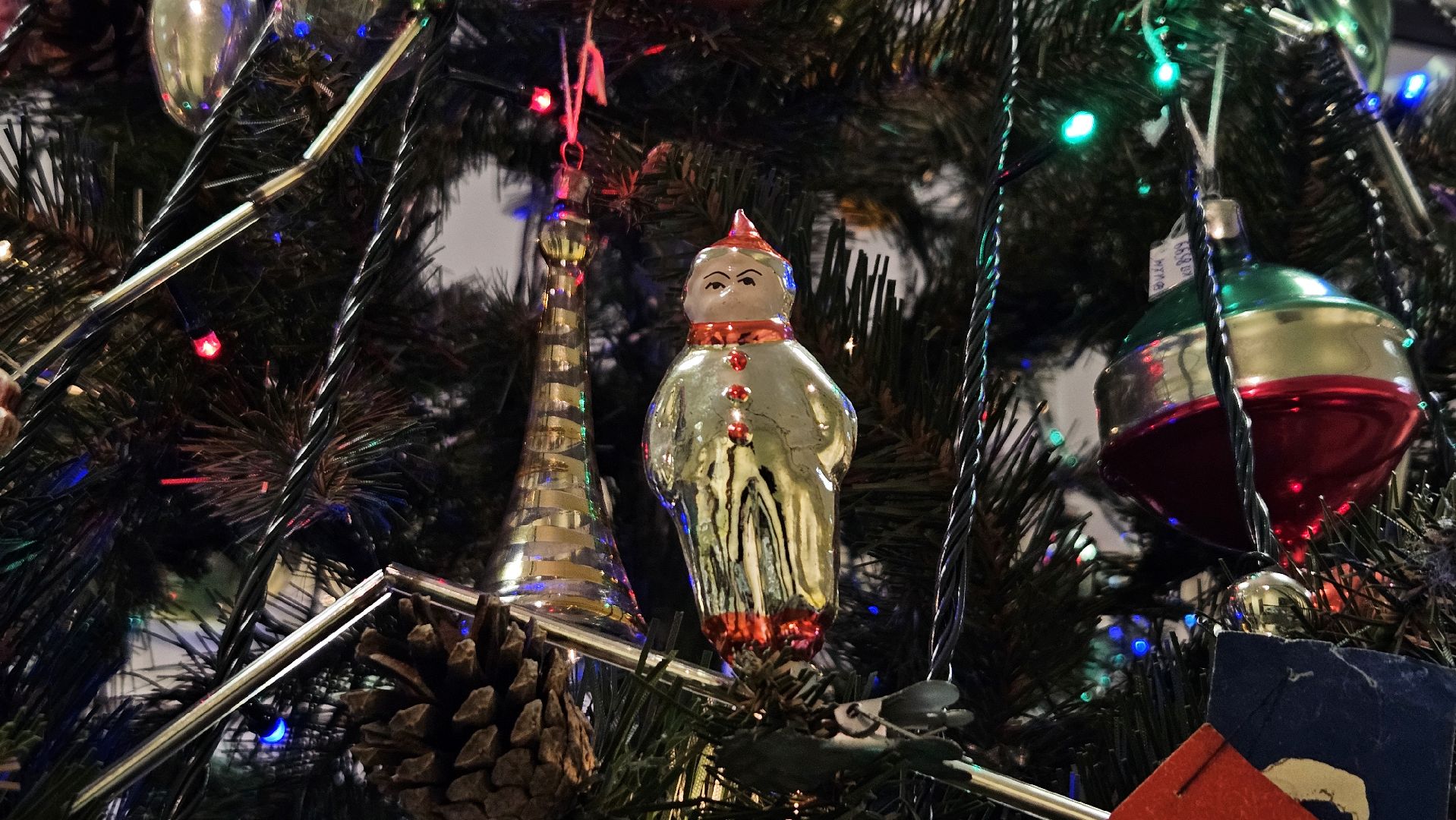 долгопрудный, долгопрудненский историко-художественный музей, елочная игрушка, новогодняя елка, история игрушки, советская игрушка,