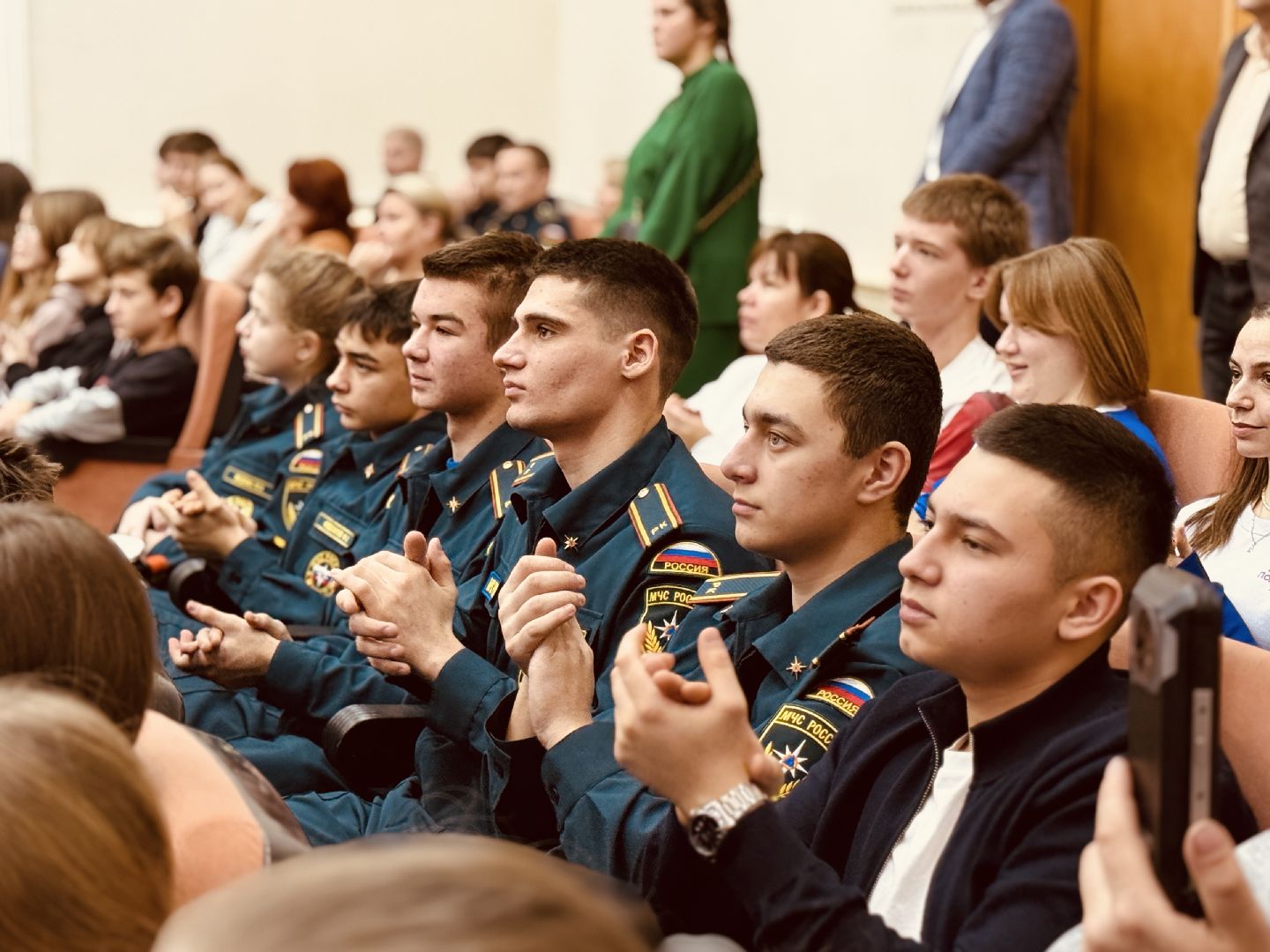 раменское, день волонтера, молодежь, молодежная премия, волонтерская деятельность,