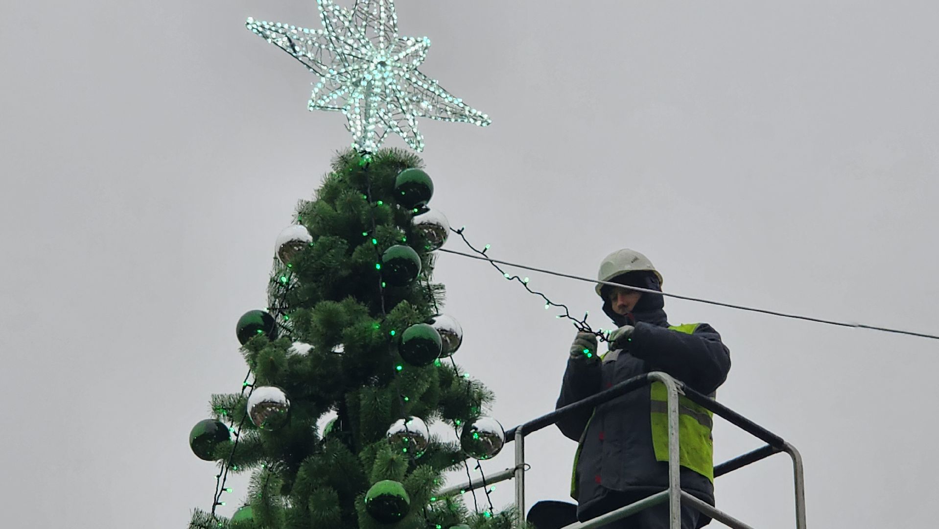клин, поселок зубово, новогодние арт-объекты, резонит,