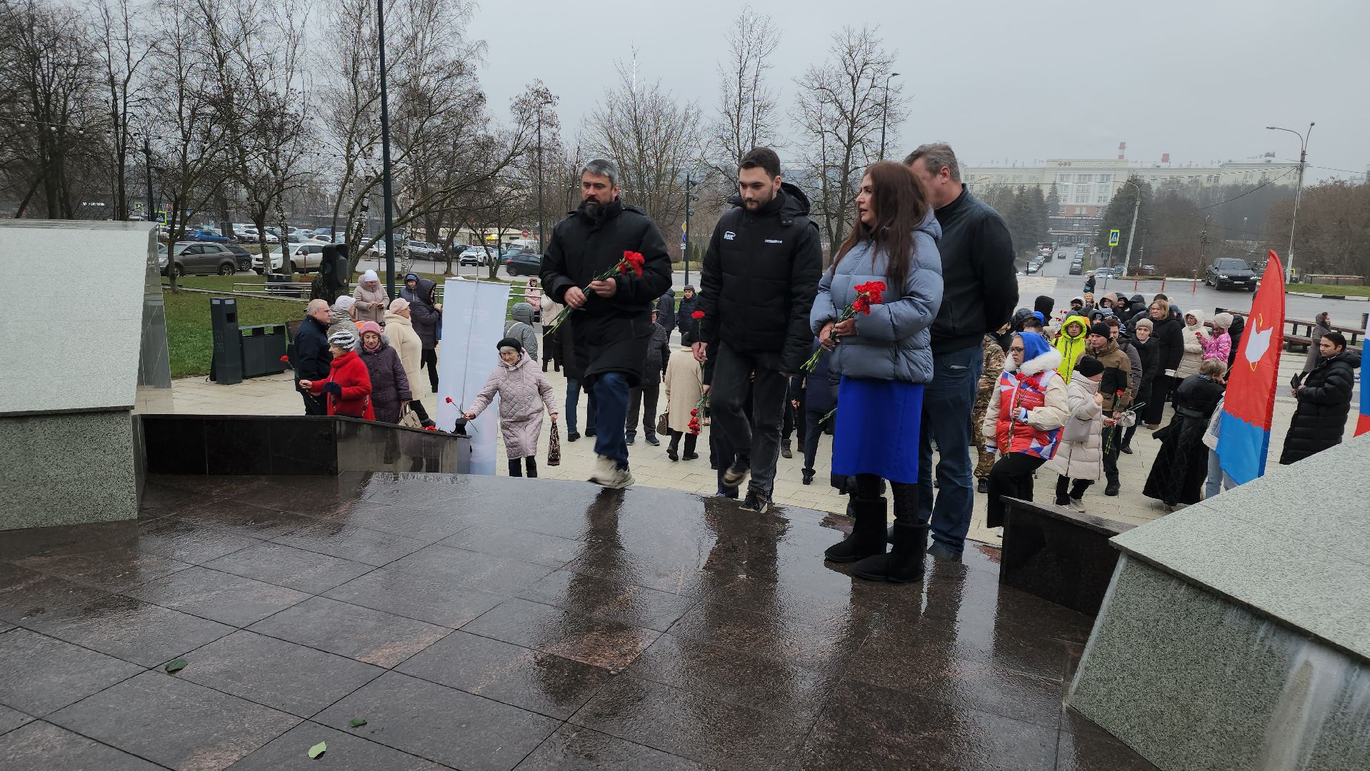 фрязино, контрнаступление под москвой, Митинг на площади Победы,