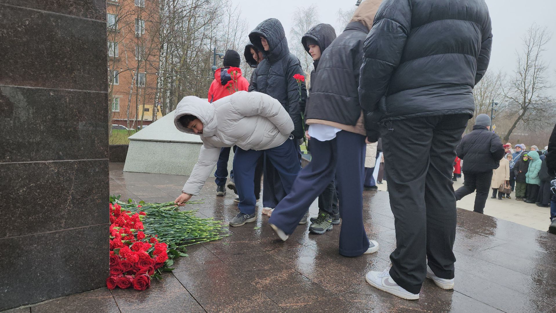 фрязино, контрнаступление под москвой, Митинг на площади Победы,