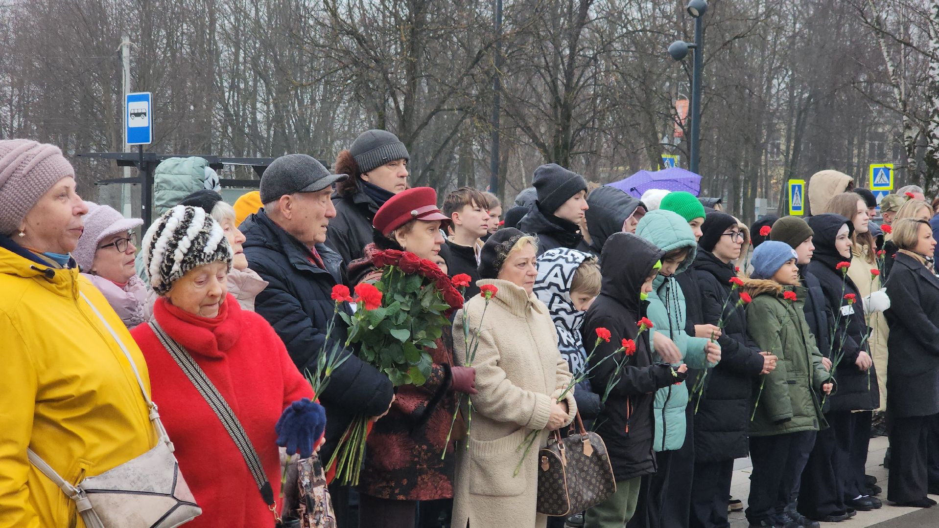 фрязино, контрнаступление под москвой, Митинг на площади Победы,