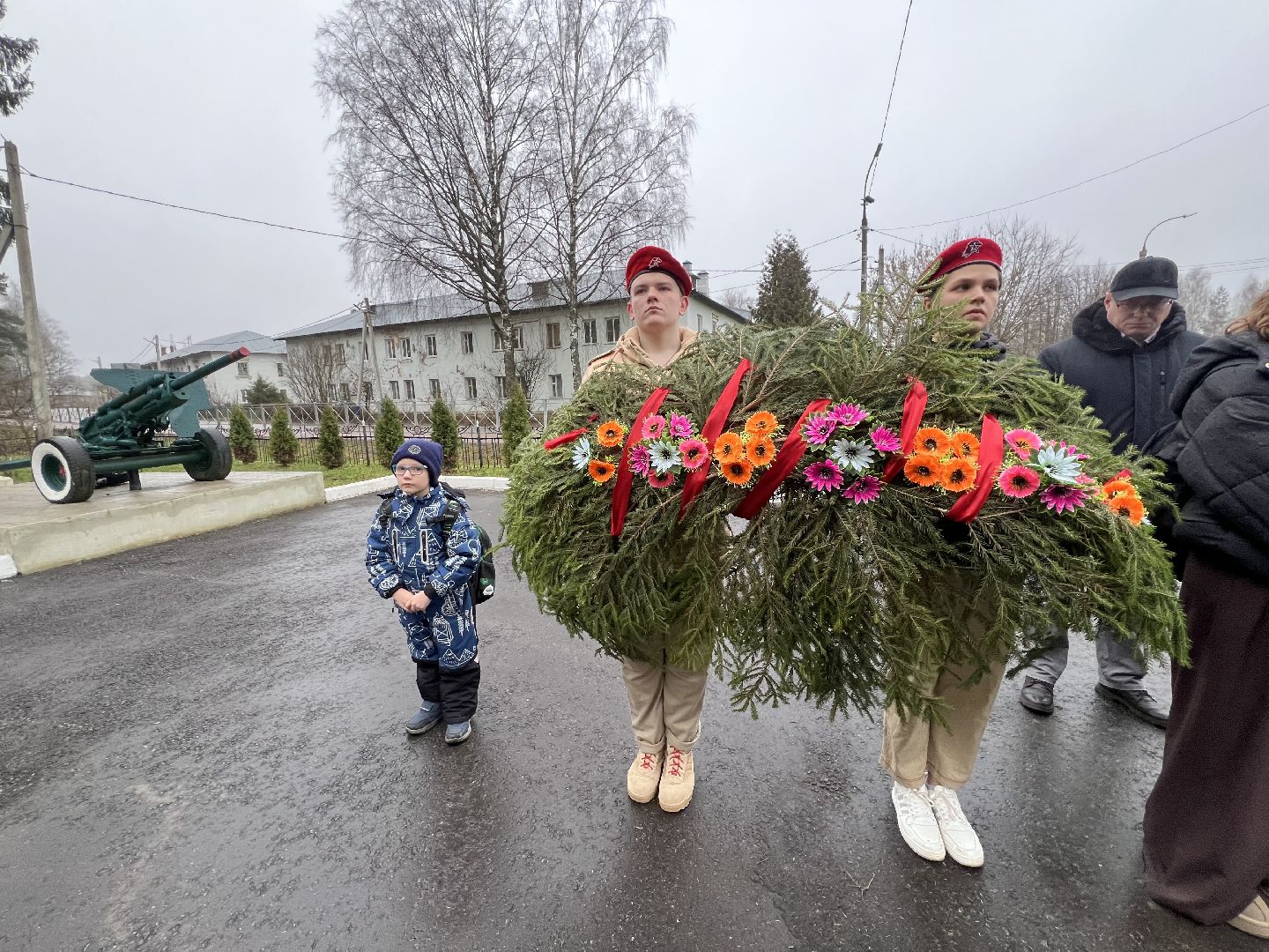 поселок вербилки, талдомский городской округ, День контарнуступления , Мемориал славы вербилки ,
