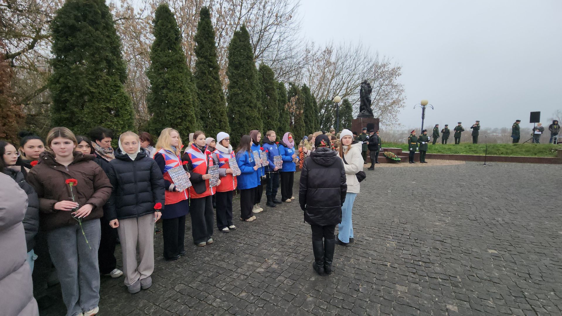 серпухов, день добровольца, волонтеры серпухова,