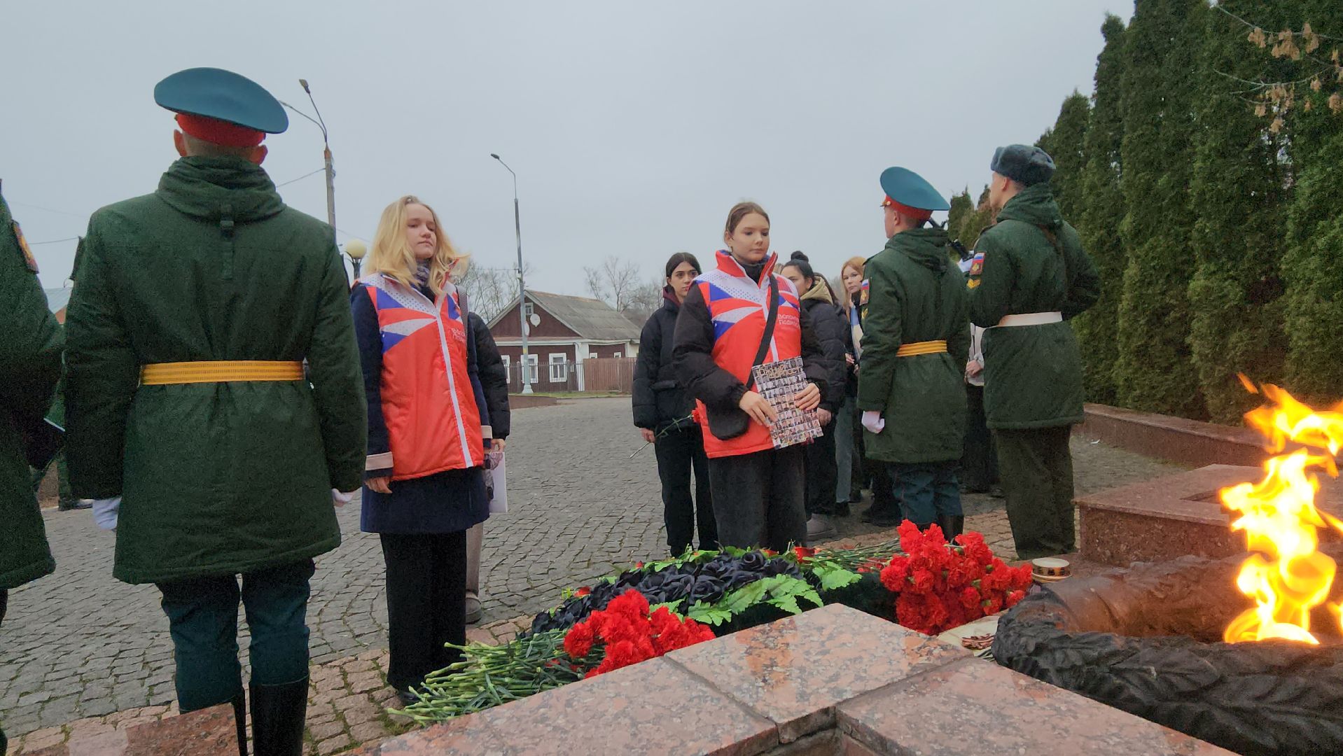 серпухов, день добровольца, волонтеры серпухова,