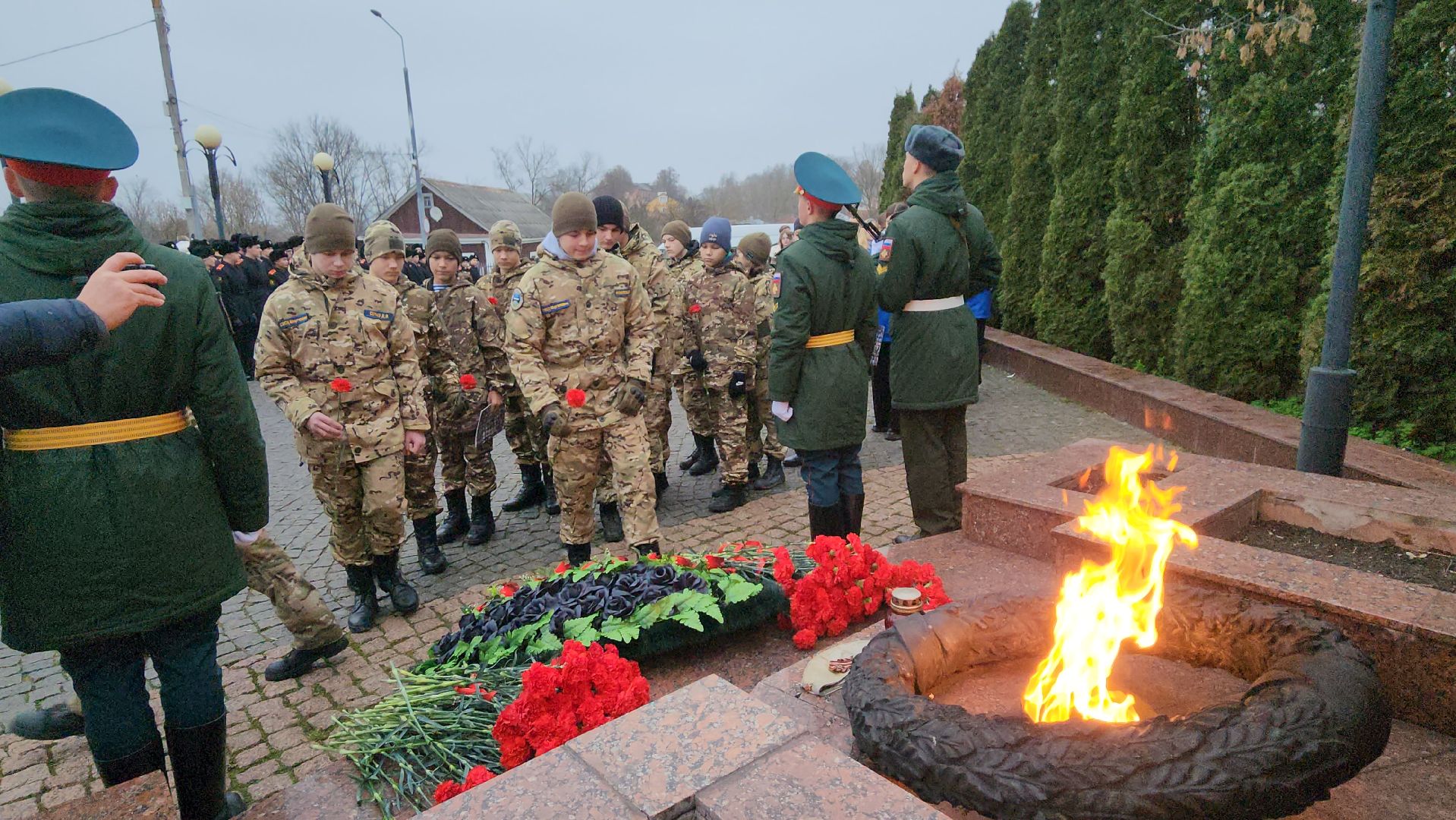 серпухов, день добровольца, волонтеры серпухова,