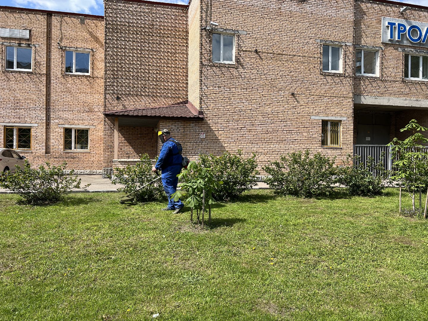 Химки, благоустройство, покос травы, уборка города