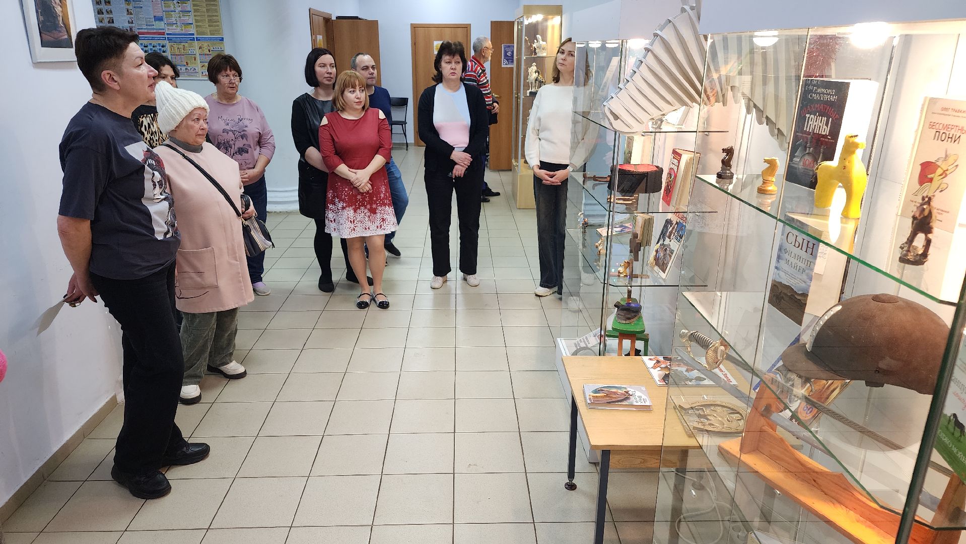 волоколамск, год лошади, библиотека, выставка,