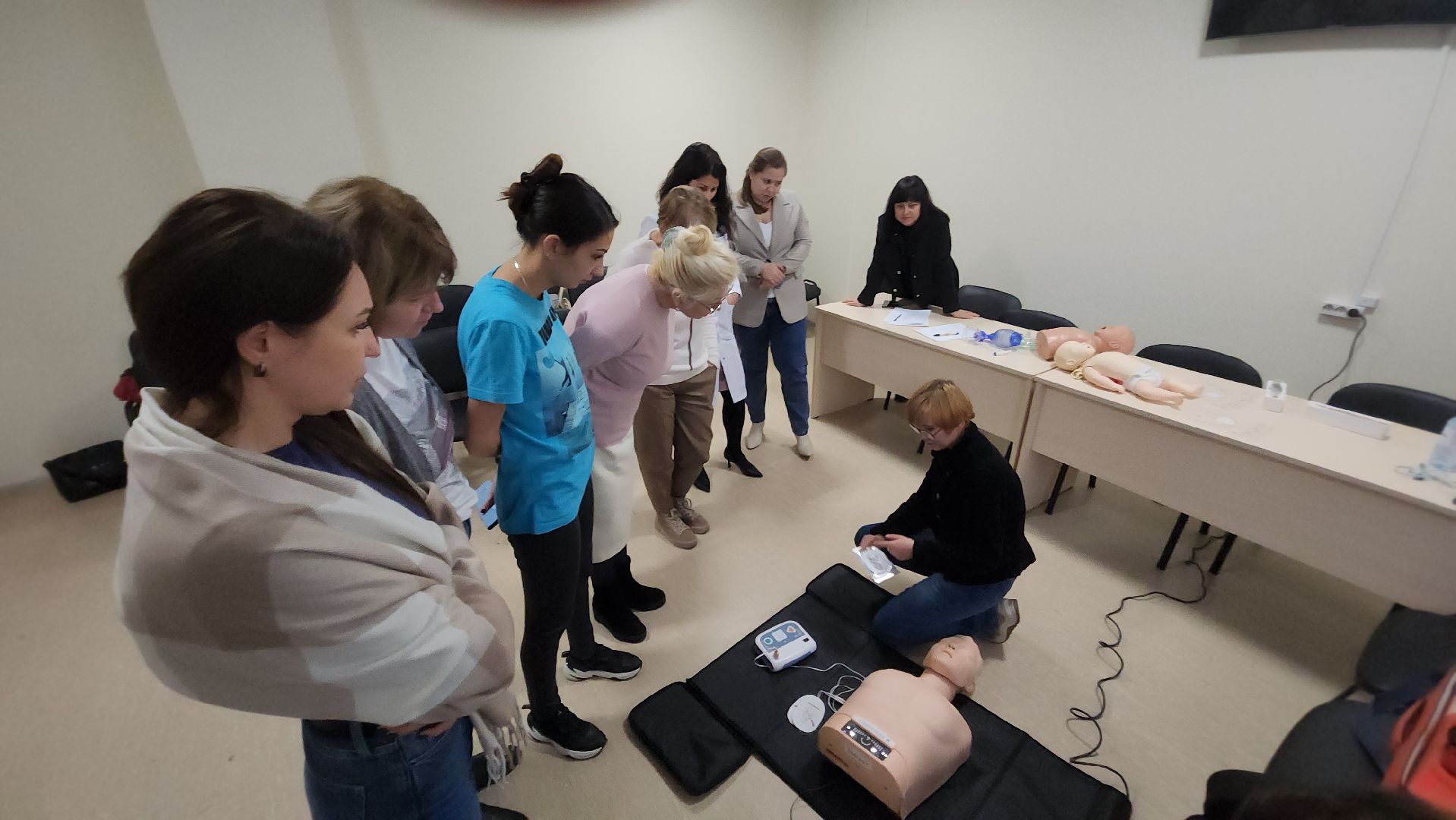 тренинг, поликлиника изумрудные холмы, медицина,