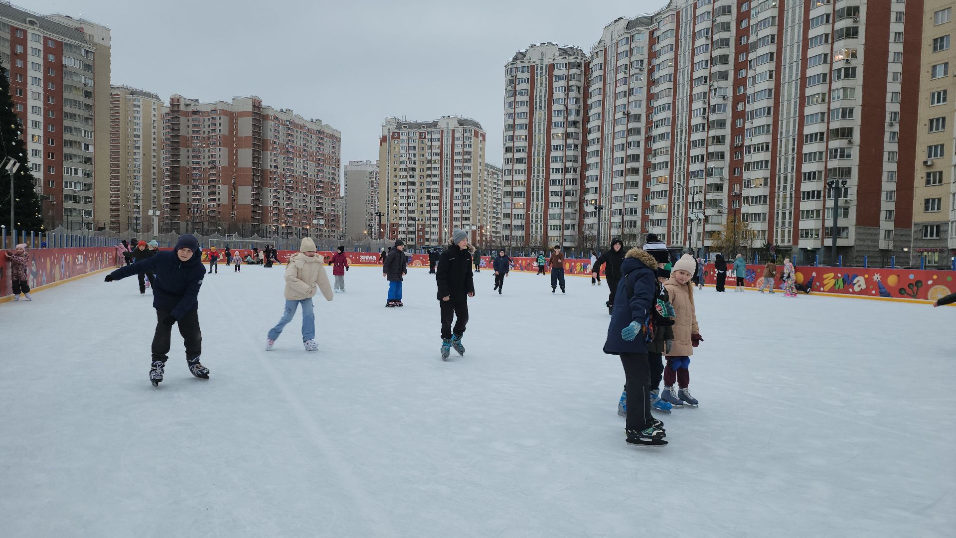 каток, зима в  подмосковье, путилково,