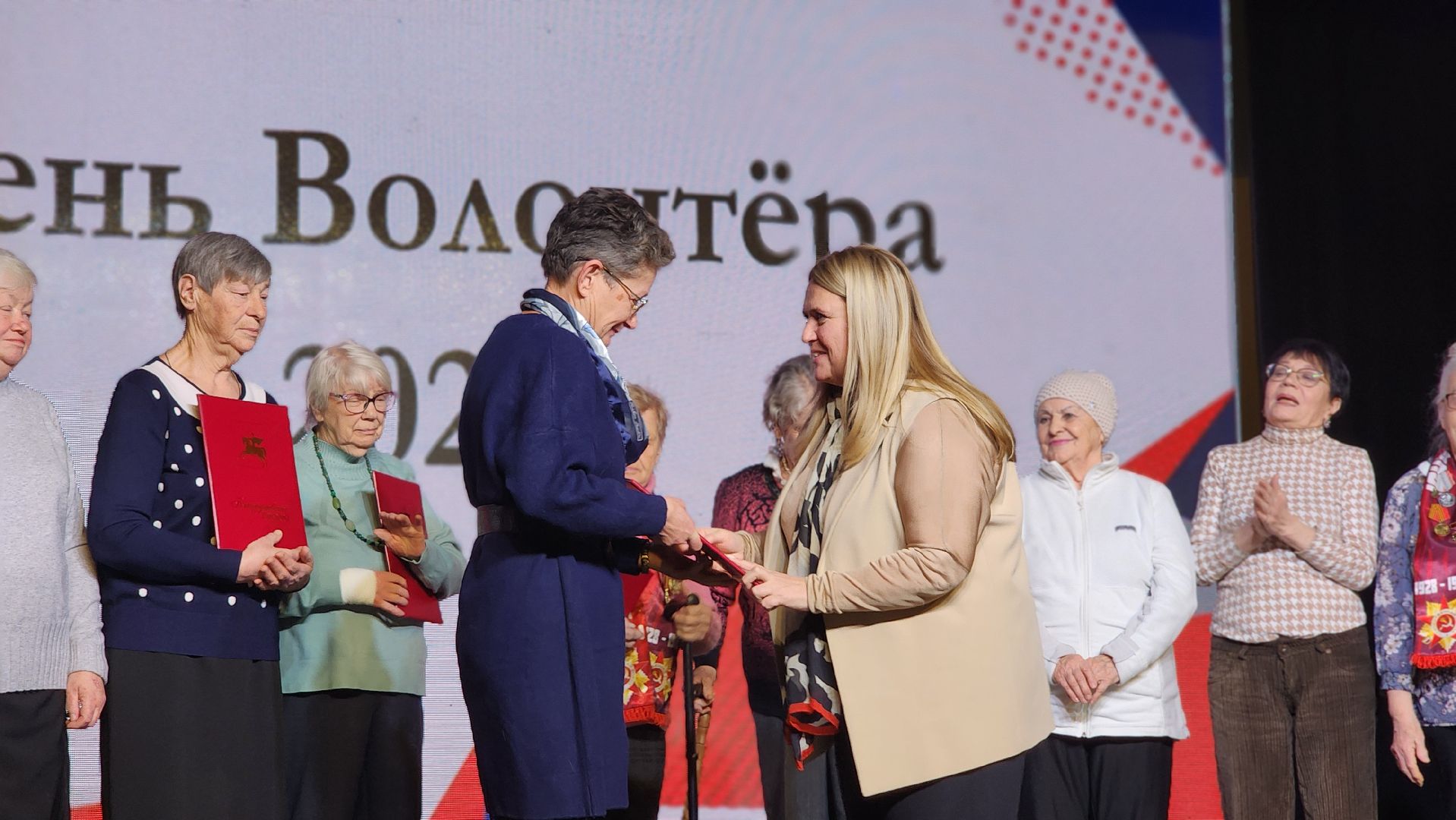 клин, клуб стекольный, волонтеры, квиз,