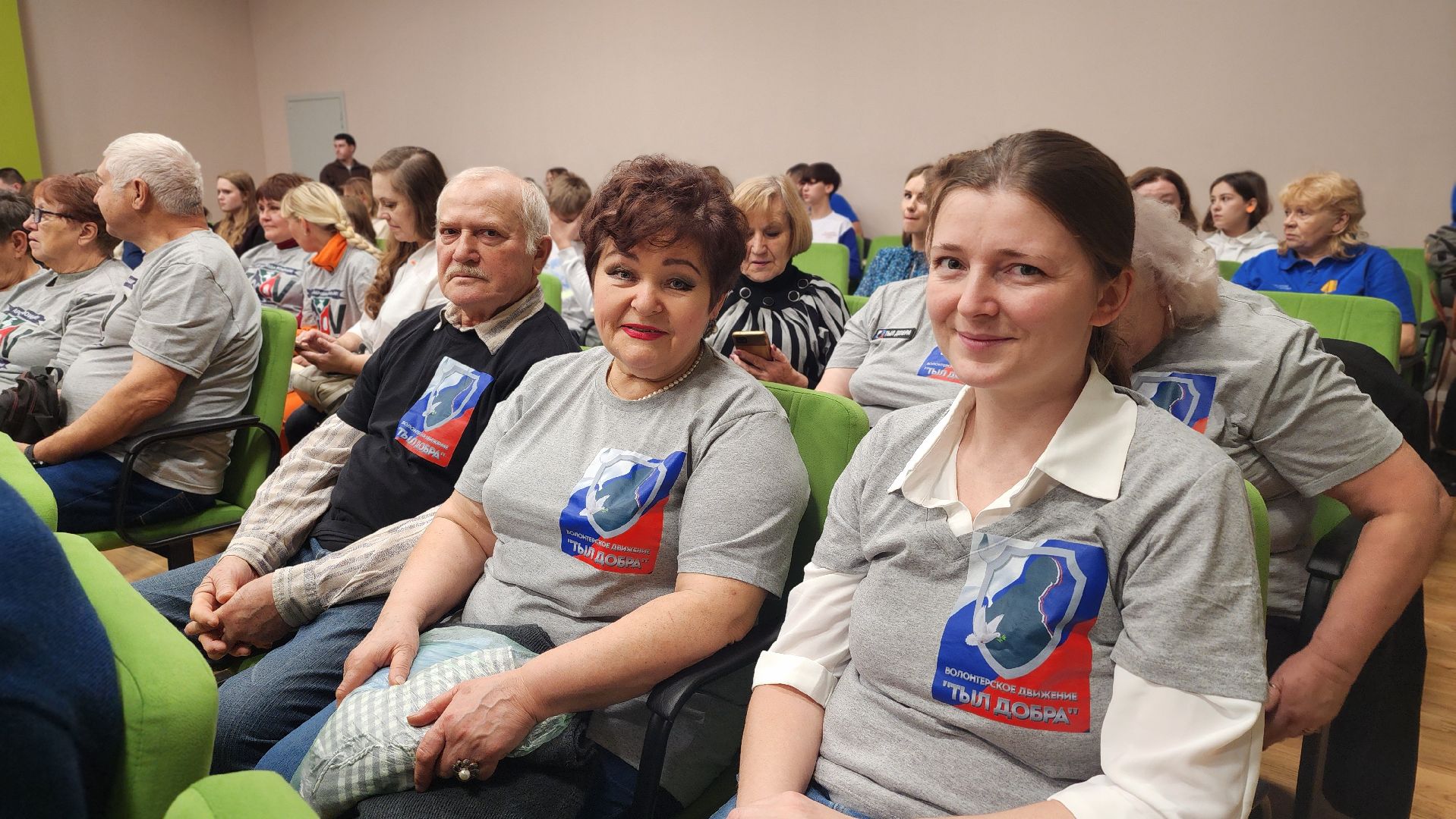 день добровольца, волонтеры подмосковья, лосино-петровский,