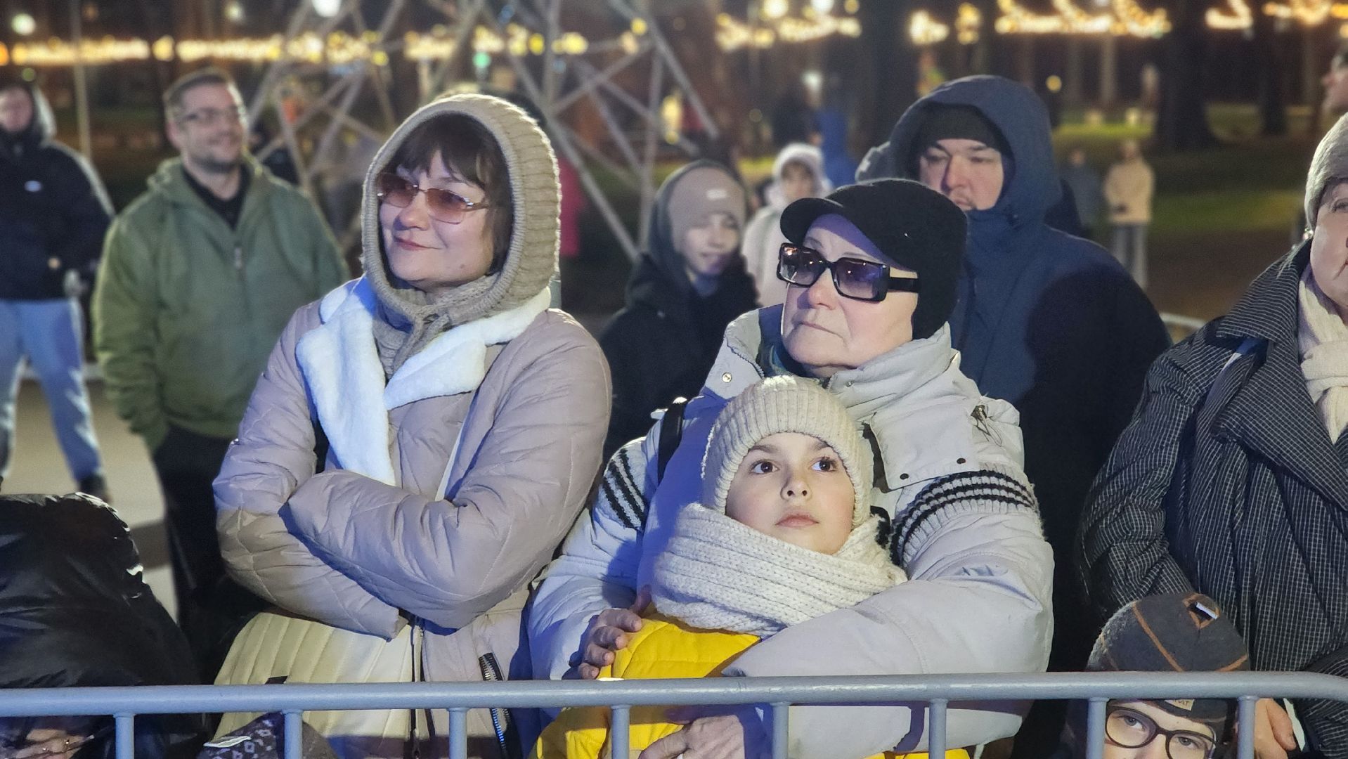 Руза, начало зимнего сезона, Парк городок, барабанное шоу,
