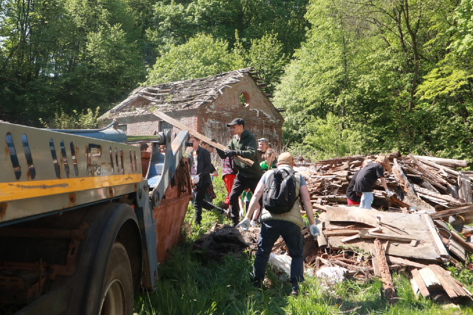 Пущино, волонтеры, субботник