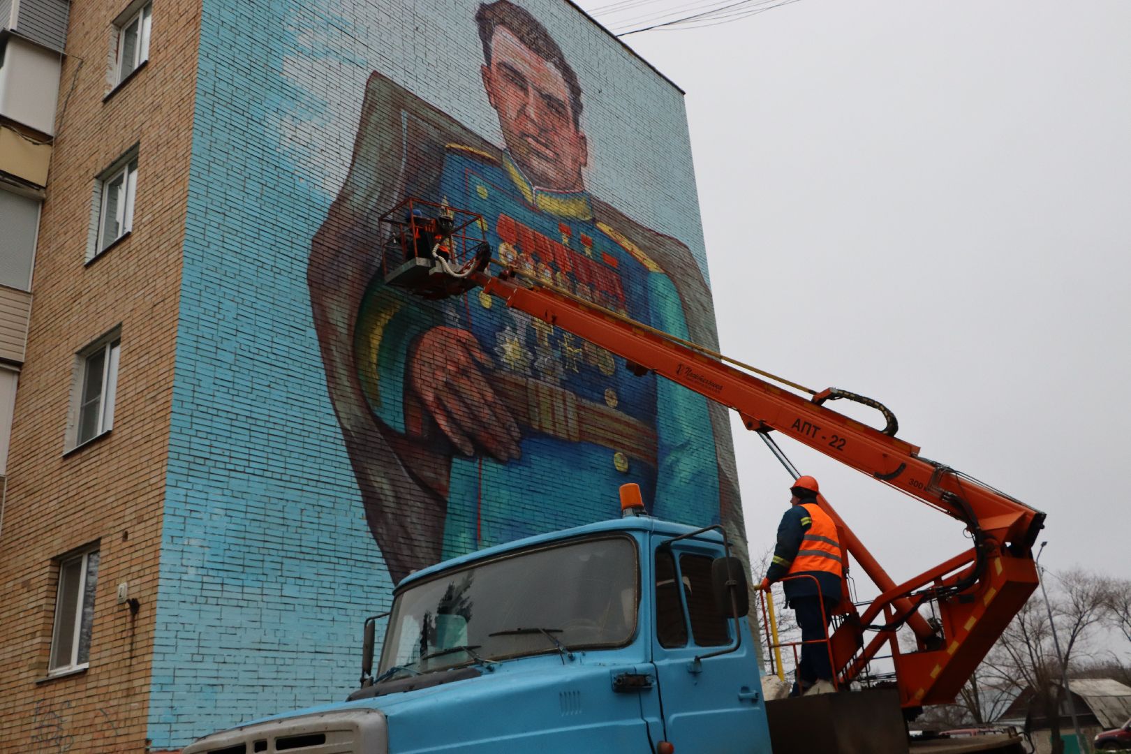 серебряные пруды,  мурал чуйков,  станислав ибрянов,