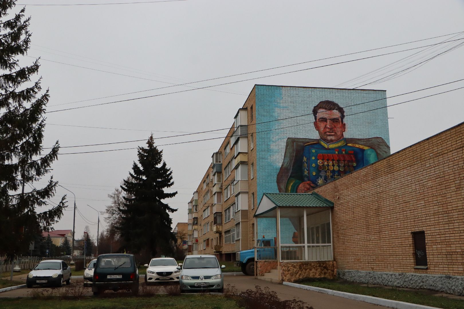 серебряные пруды,  мурал чуйков,  станислав ибрянов,